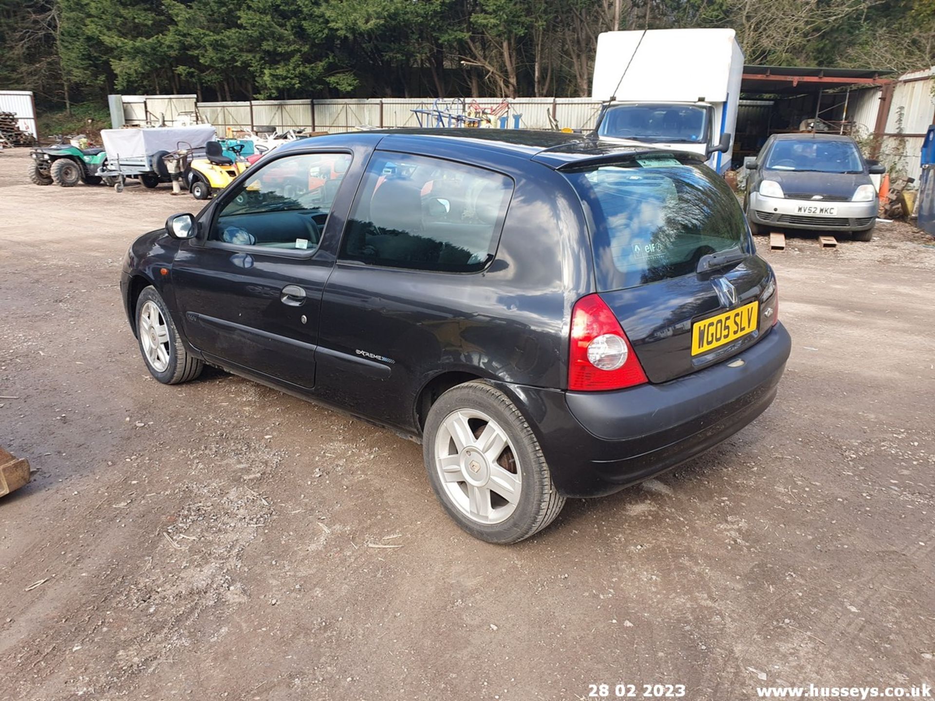 05/05 RENAULT CLIO EXTREME 16V - 1149cc 3dr Hatchback (Black, 961k) - Image 20 of 52