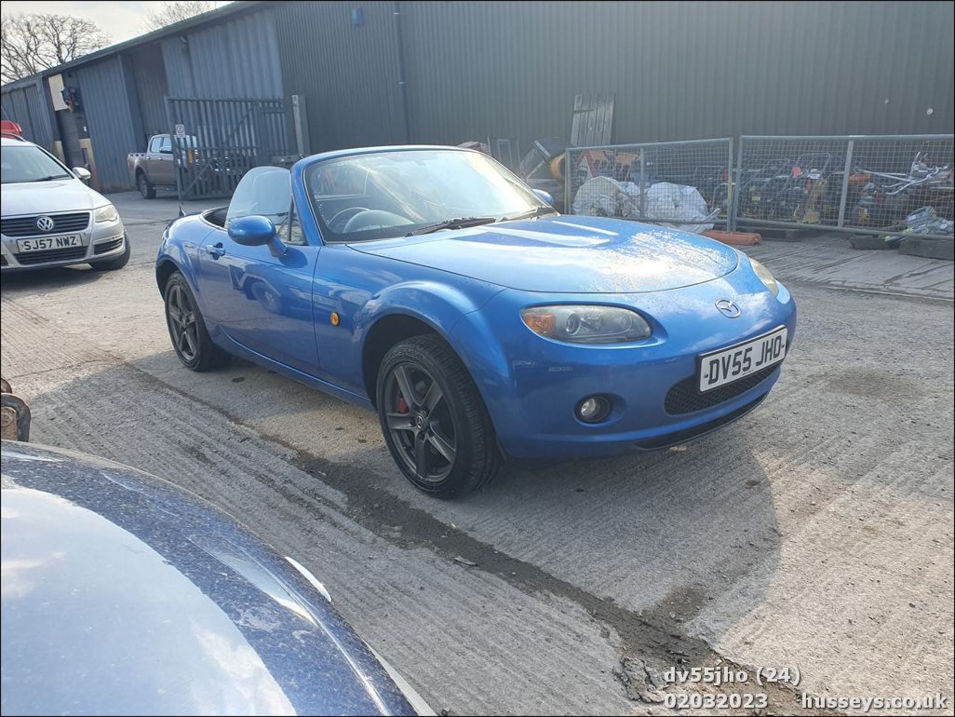 05/55 MAZDA MX-5 - 1798cc 2dr Convertible (Blue, 81k) - Image 23 of 51