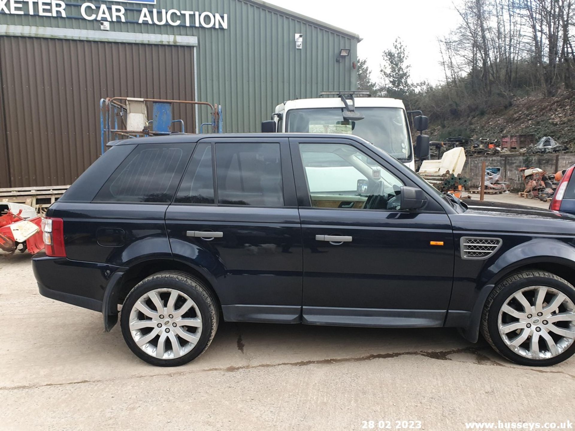 05/55 LAND ROVER RANGEROVER SPT TDV6 HSE A - 2720cc 5dr Estate (Blue, 154k) - Image 6 of 54