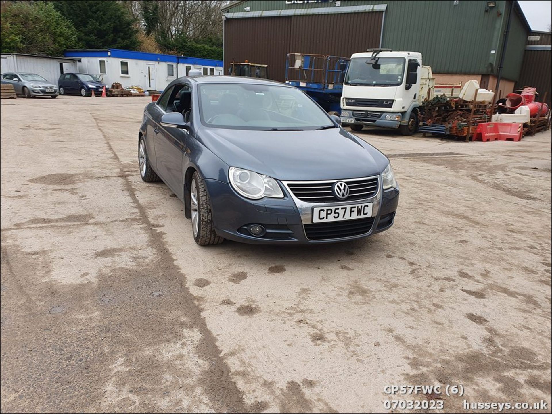 07/57 VOLKSWAGEN EOS INDIVIDUAL TDI 140 A - 1968cc 2dr Convertible (Grey, 92k) - Image 6 of 64