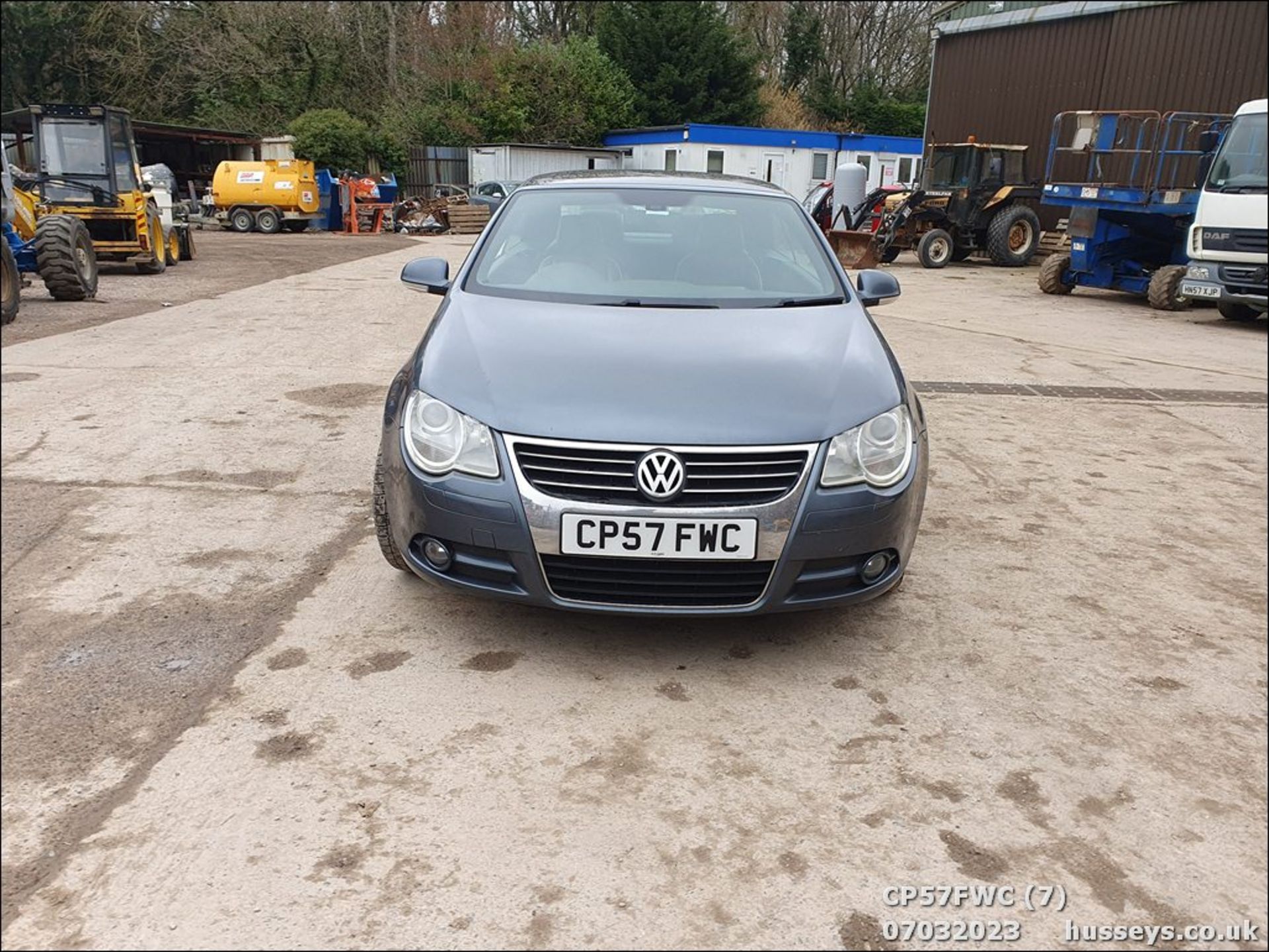 07/57 VOLKSWAGEN EOS INDIVIDUAL TDI 140 A - 1968cc 2dr Convertible (Grey, 92k) - Image 7 of 64