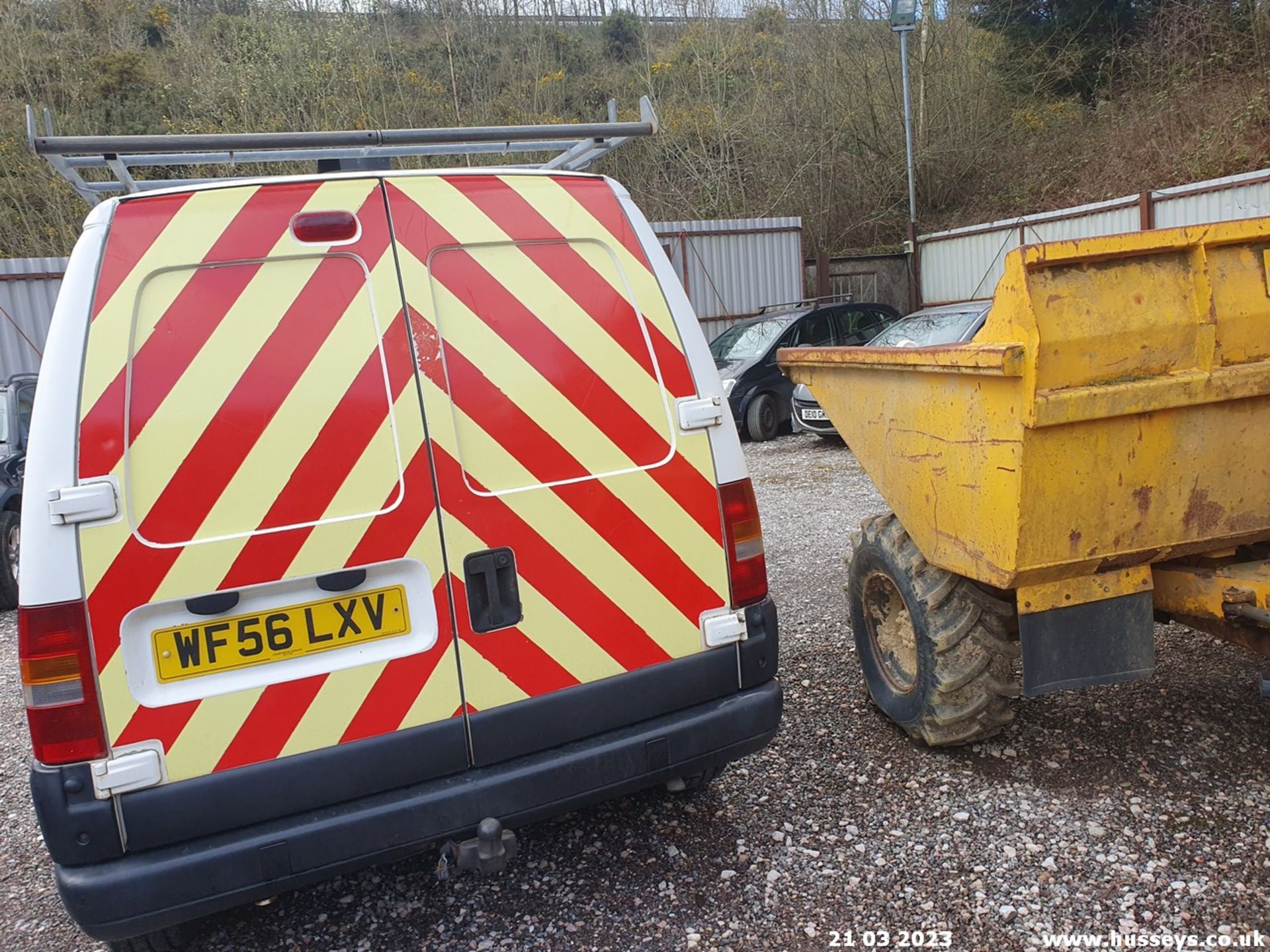 06/56 PEUGEOT EXPERT 900 HDI - 1997cc Van (White) - Image 13 of 24