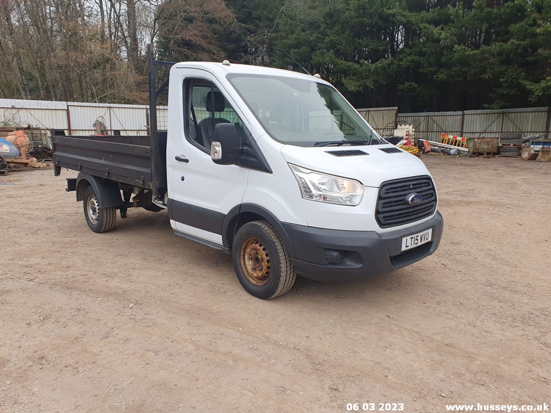 15/15 FORD TRANSIT 350 - 2198cc 2dr Tipper (White, 93k) - Image 25 of 43