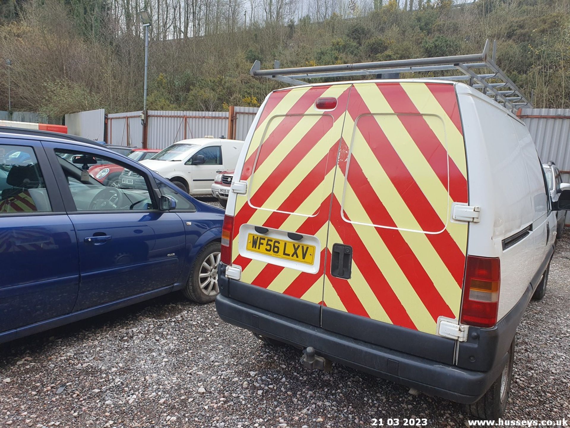 06/56 PEUGEOT EXPERT 900 HDI - 1997cc Van (White) - Image 15 of 24