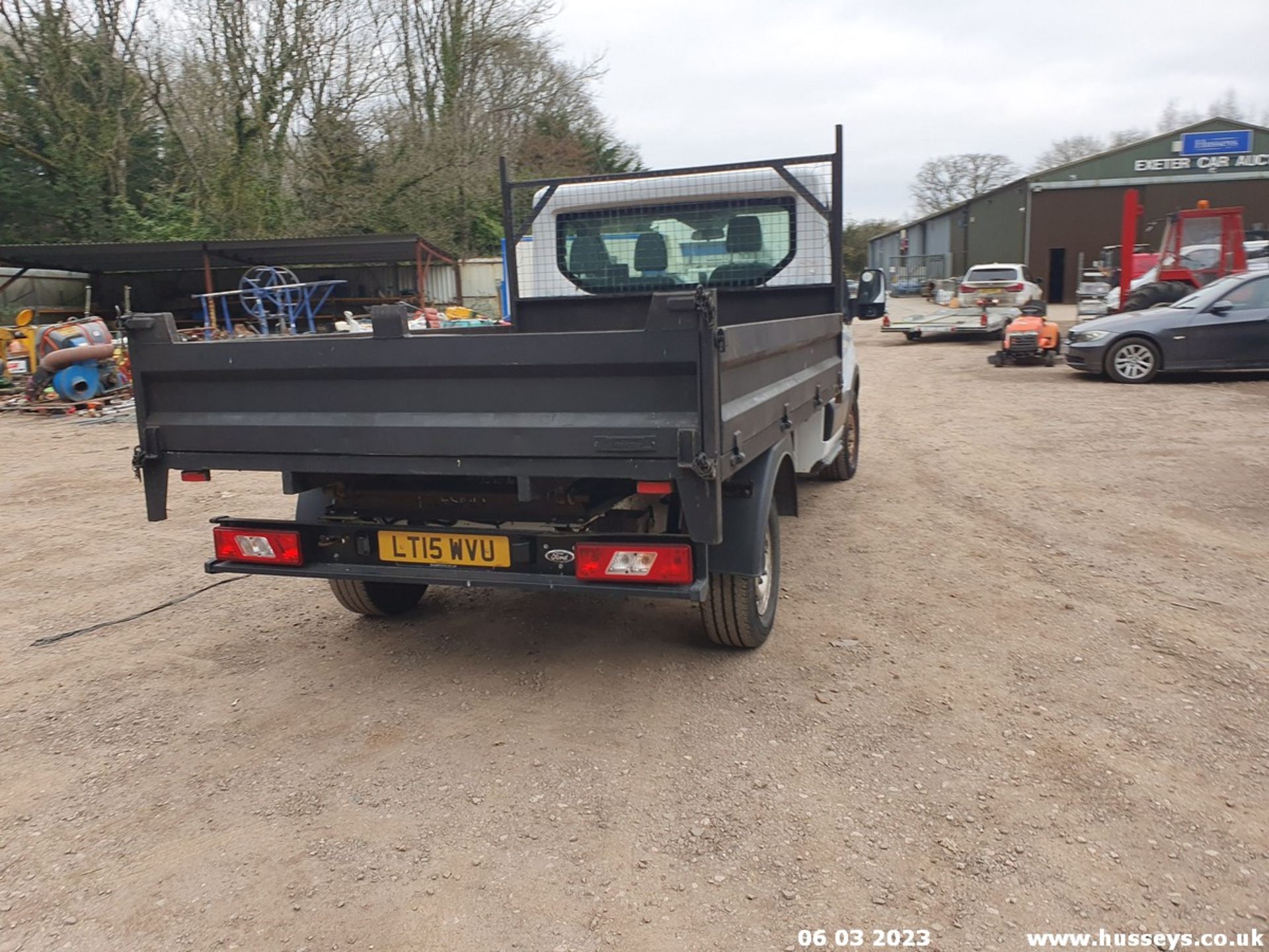 15/15 FORD TRANSIT 350 - 2198cc 2dr Tipper (White, 93k) - Image 19 of 43