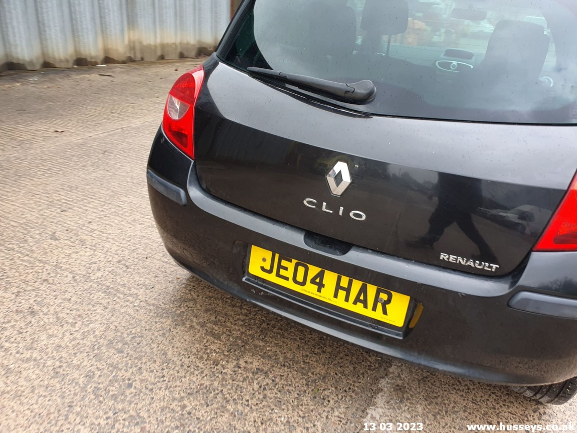 2006 RENAULT CLIO DYNAMIQUE S - 1390cc 3dr Hatchback (Black, 93k) - Image 42 of 53