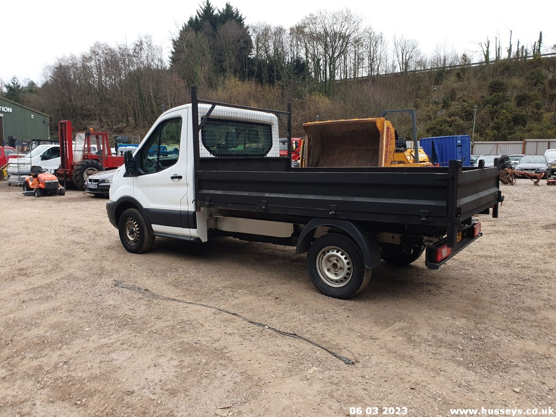 15/15 FORD TRANSIT 350 - 2198cc 2dr Tipper (White, 93k) - Image 11 of 43