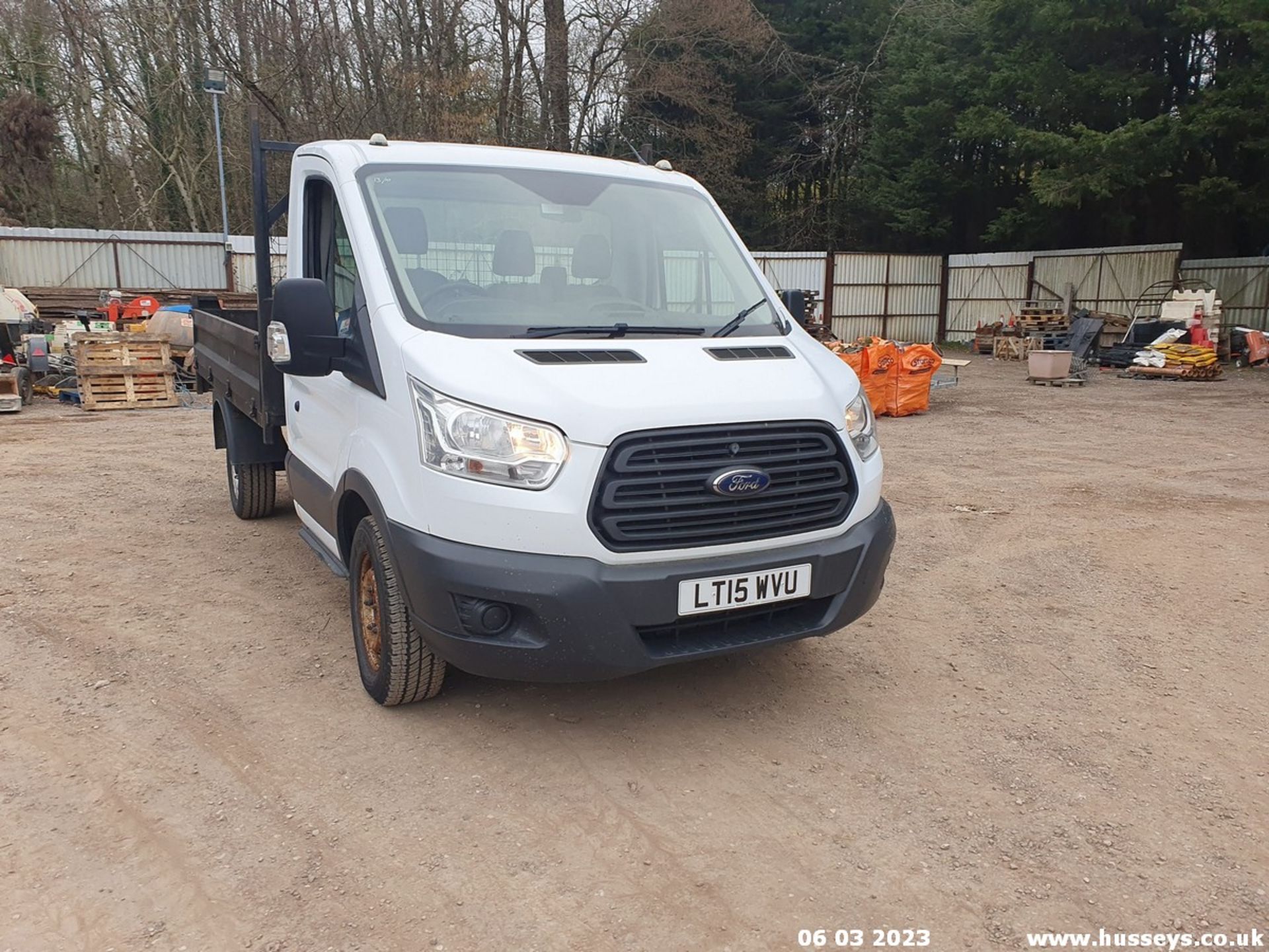 15/15 FORD TRANSIT 350 - 2198cc 2dr Tipper (White, 93k) - Image 27 of 43