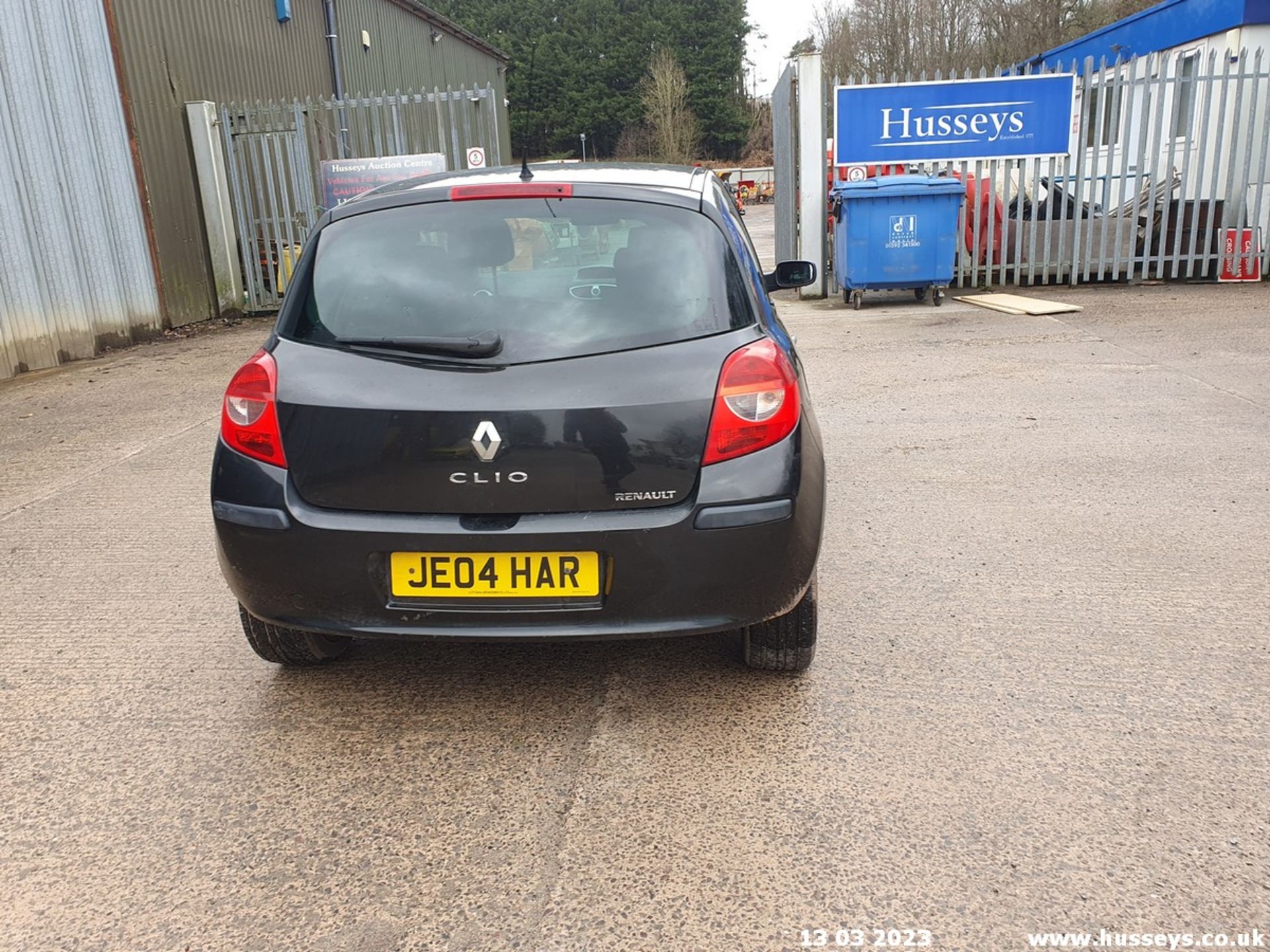 2006 RENAULT CLIO DYNAMIQUE S - 1390cc 3dr Hatchback (Black, 93k) - Image 23 of 53