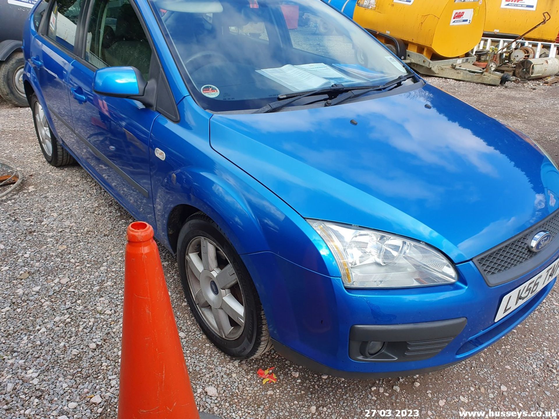 06/56 FORD FOCUS SPORT - 1596cc 5dr Hatchback (Blue) - Image 27 of 38