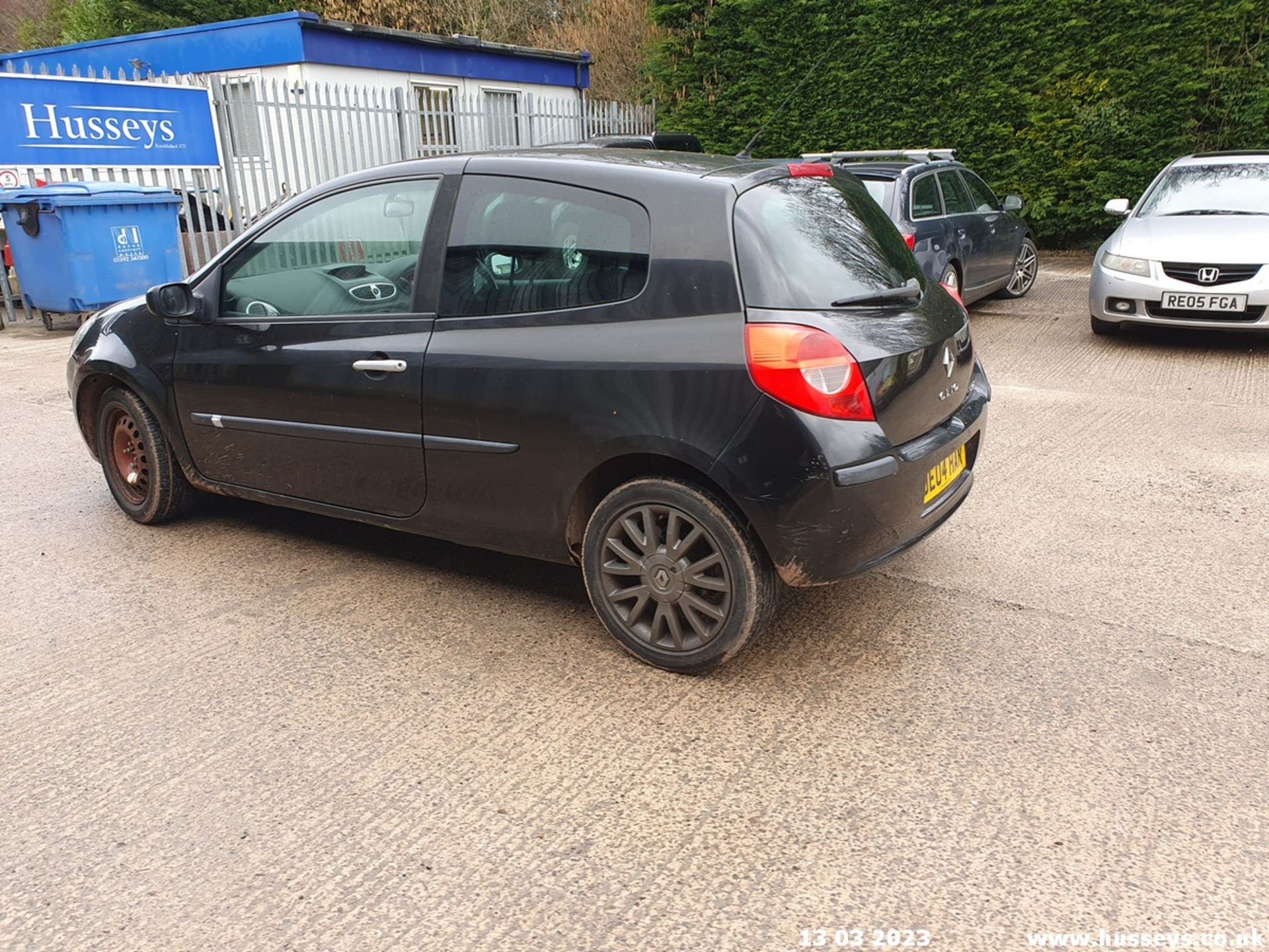 2006 RENAULT CLIO DYNAMIQUE S - 1390cc 3dr Hatchback (Black, 93k) - Image 18 of 53