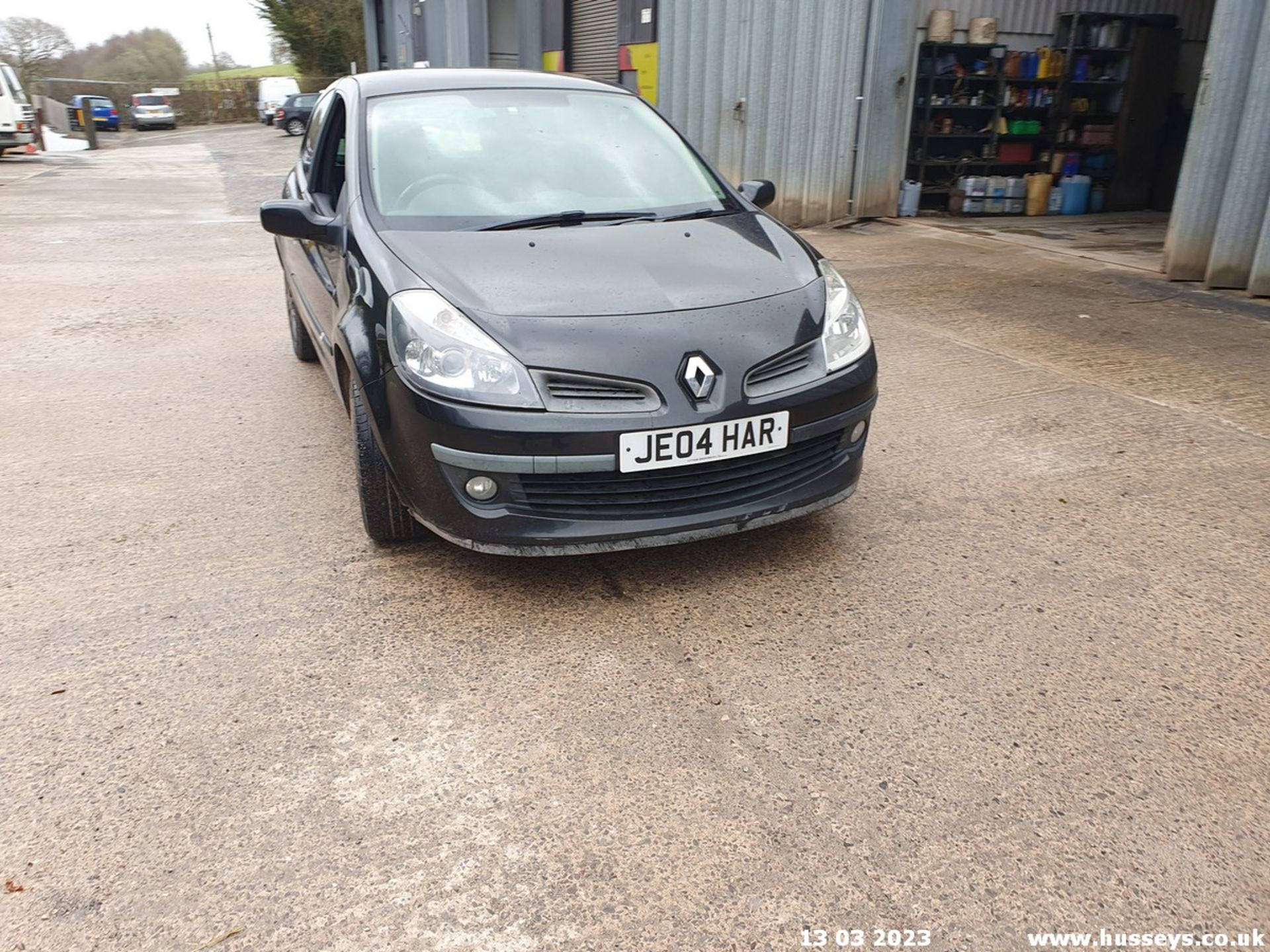 2006 RENAULT CLIO DYNAMIQUE S - 1390cc 3dr Hatchback (Black, 93k) - Image 5 of 53