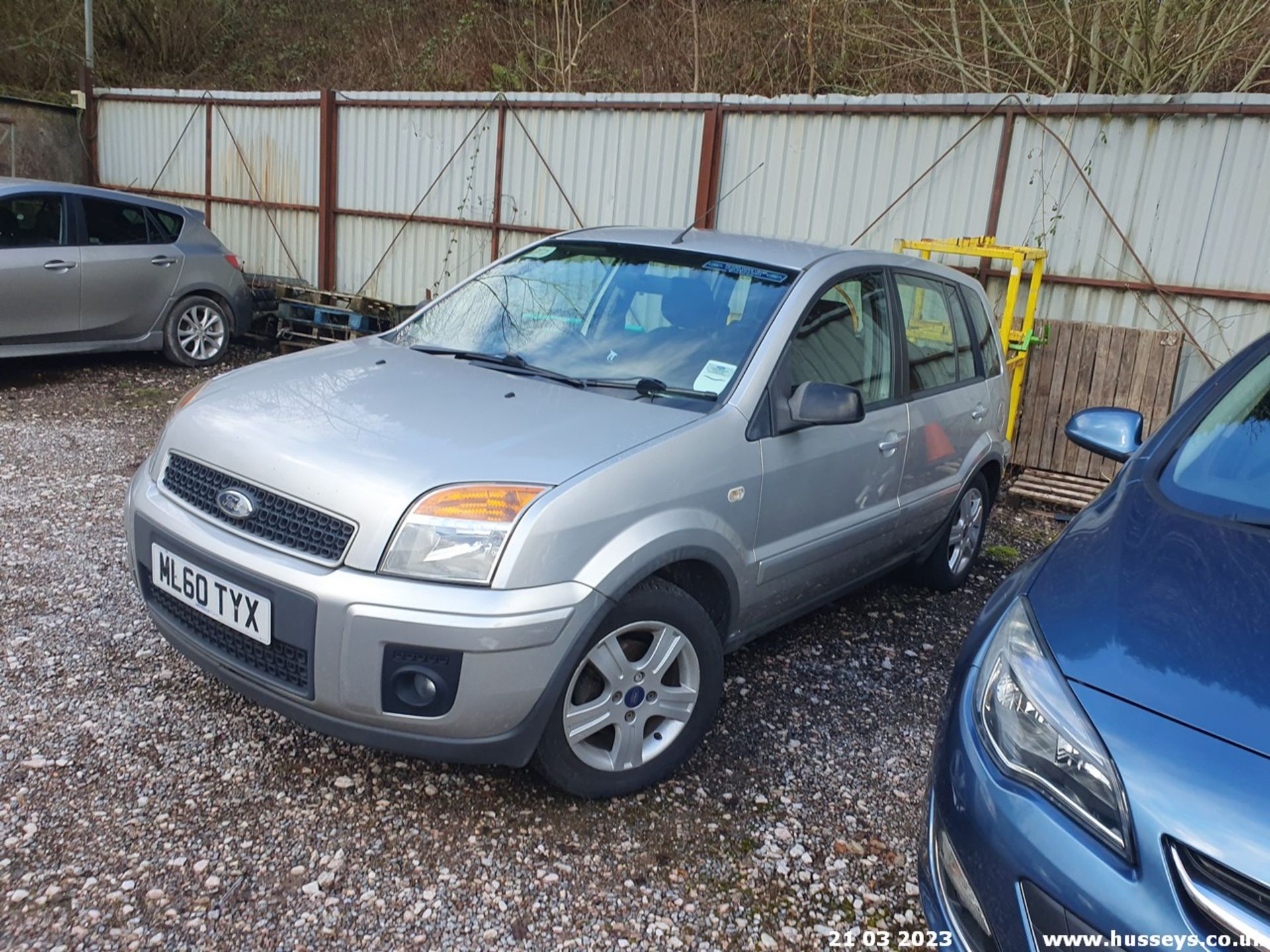 10/60 FORD FUSION ZETEC TDCI - 1560cc 5dr Hatchback (Silver, 185k) - Image 21 of 32