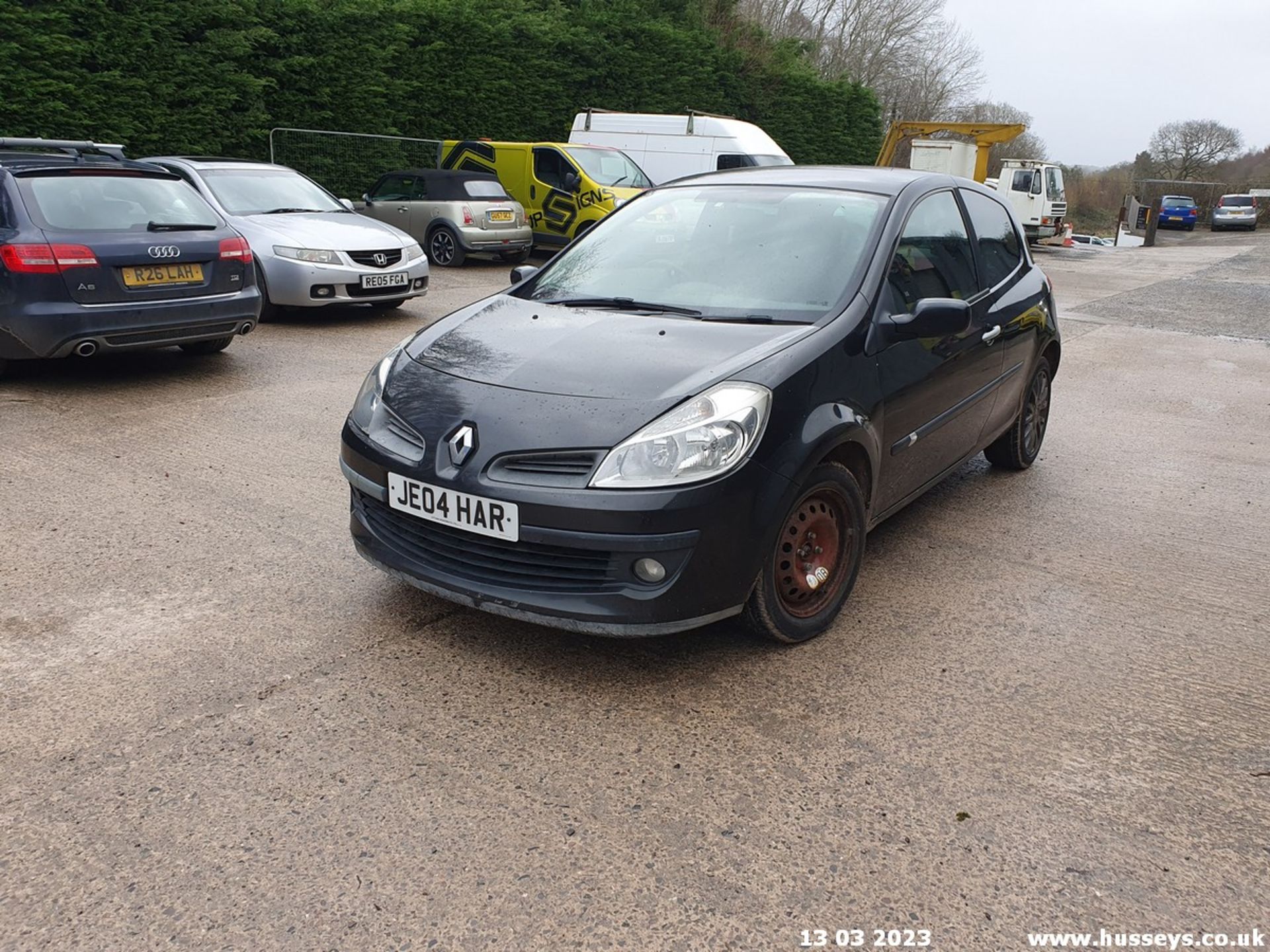 2006 RENAULT CLIO DYNAMIQUE S - 1390cc 3dr Hatchback (Black, 93k) - Image 9 of 53