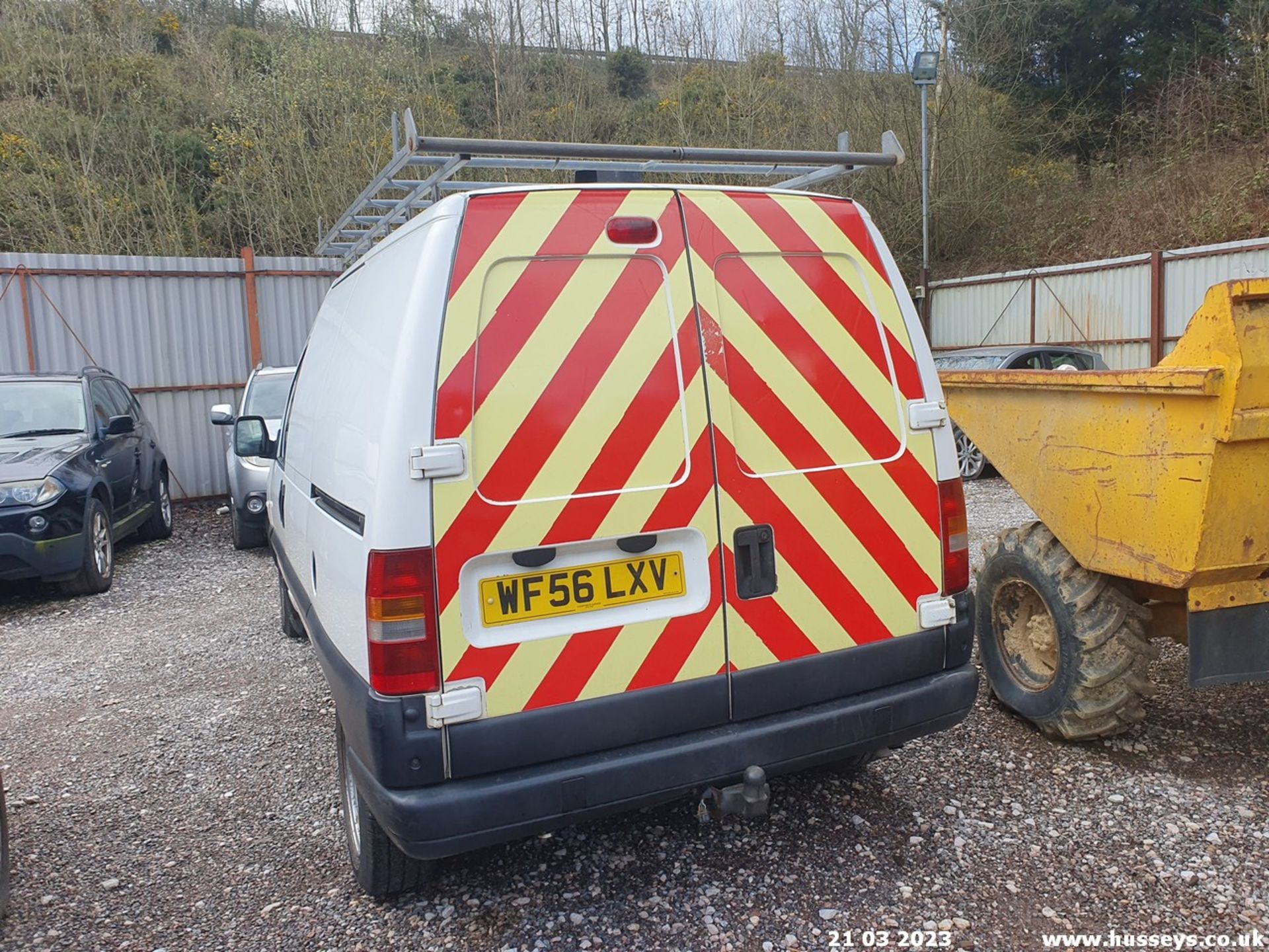 06/56 PEUGEOT EXPERT 900 HDI - 1997cc Van (White) - Image 11 of 24