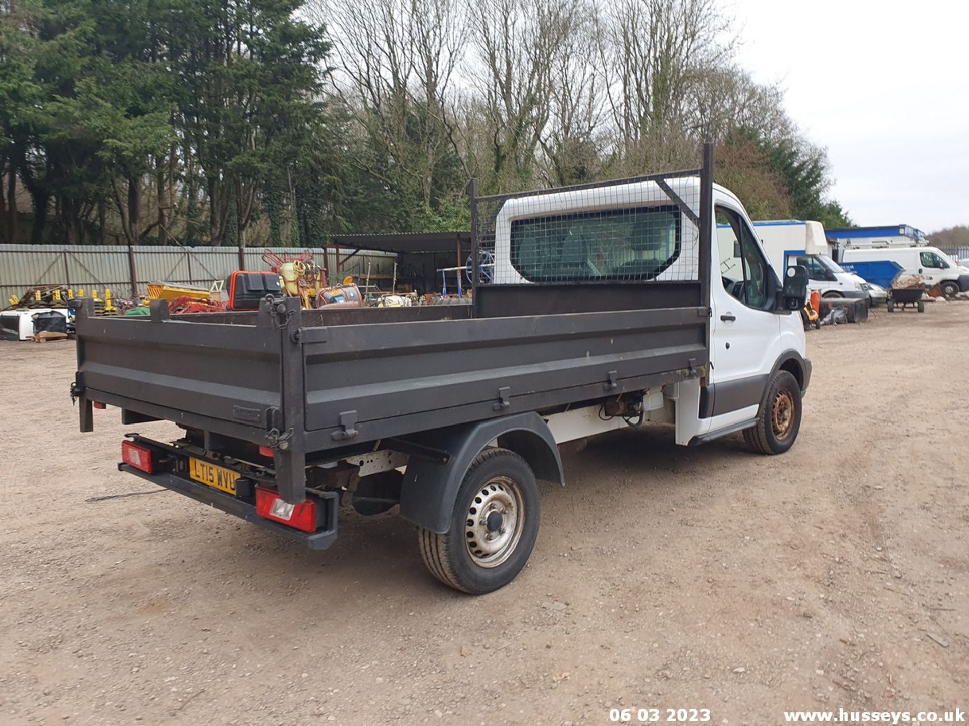 15/15 FORD TRANSIT 350 - 2198cc 2dr Tipper (White, 93k) - Image 23 of 43