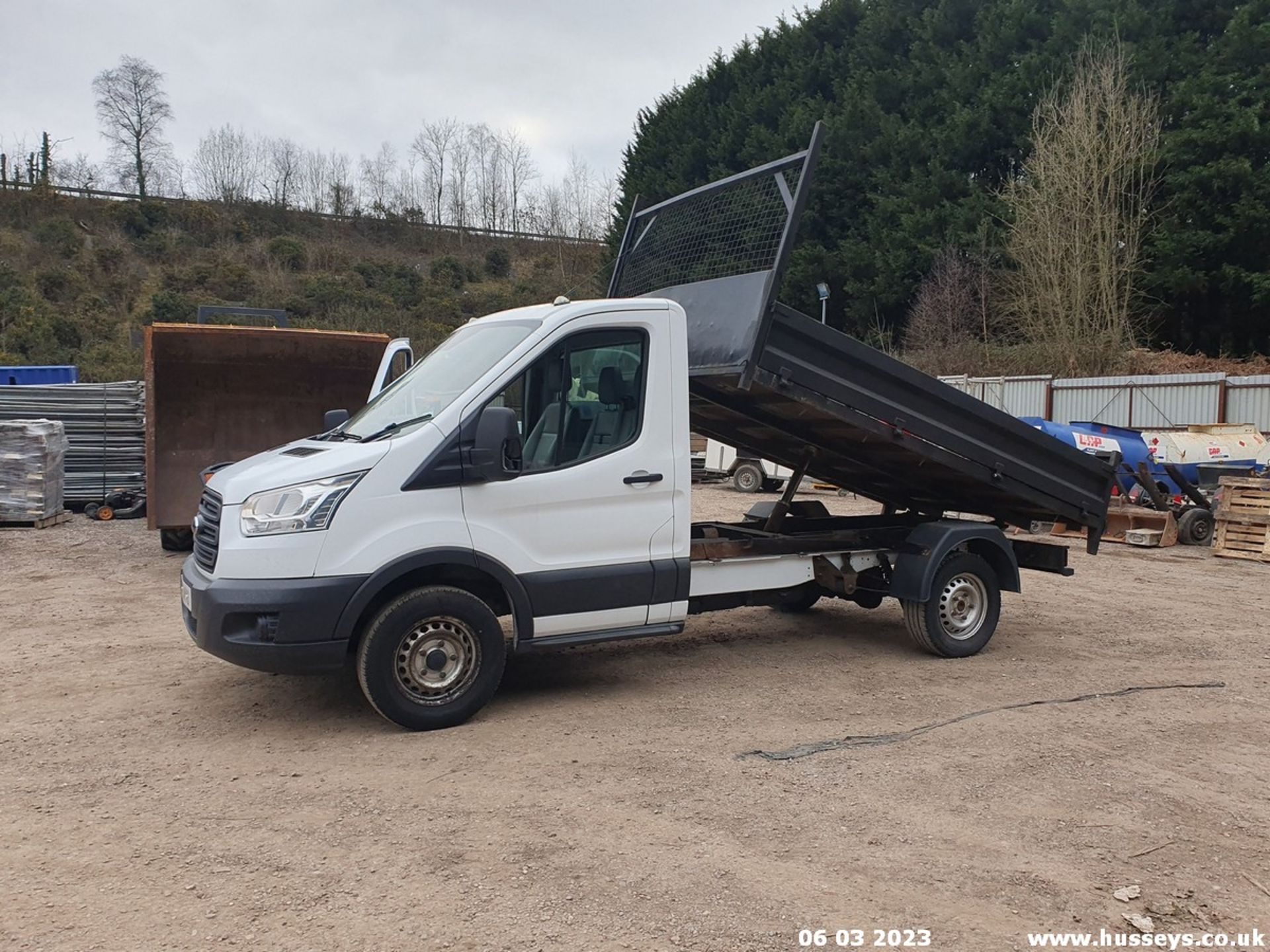 15/15 FORD TRANSIT 350 - 2198cc 2dr Tipper (White, 93k) - Image 34 of 43