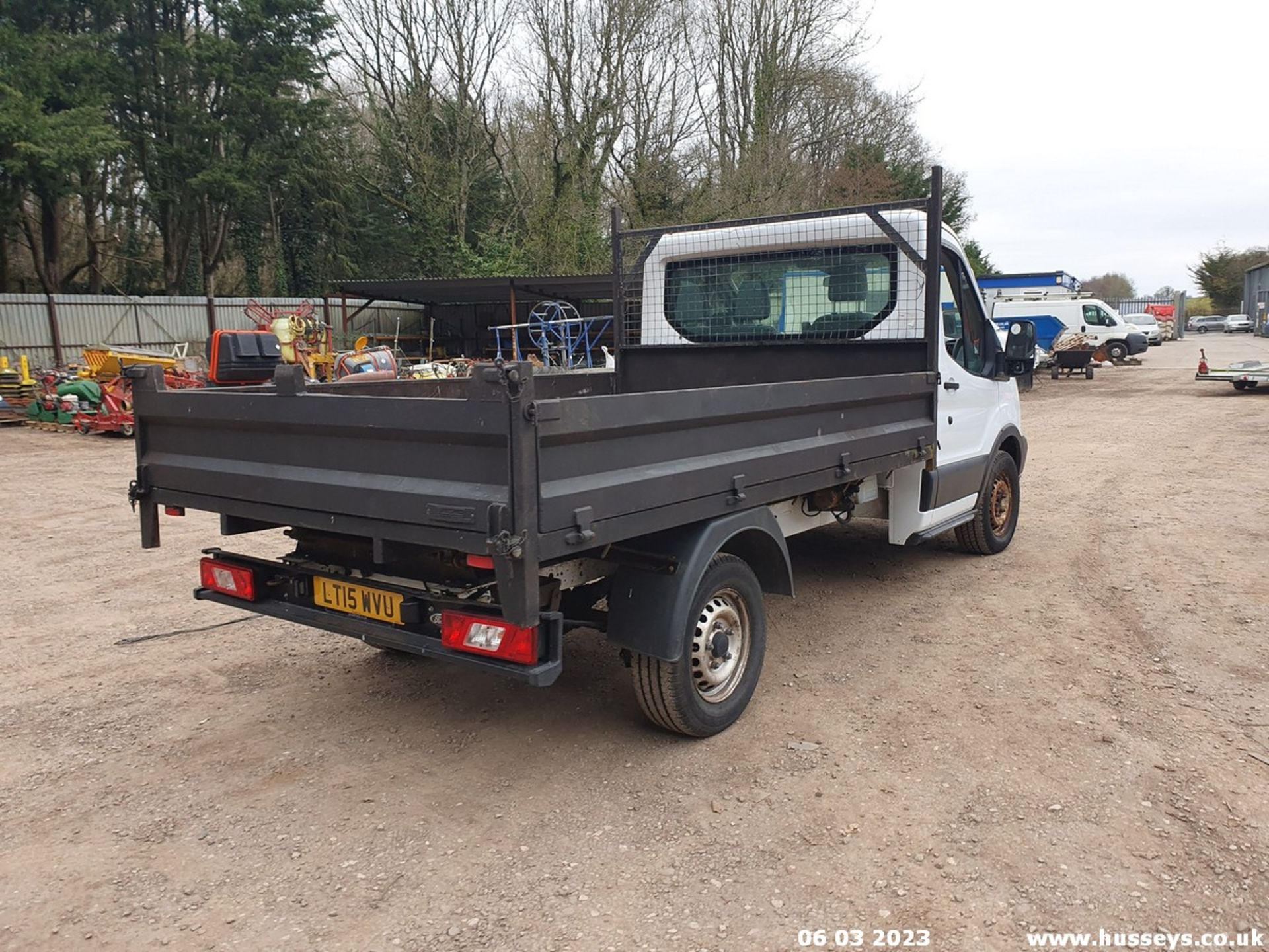 15/15 FORD TRANSIT 350 - 2198cc 2dr Tipper (White, 93k) - Image 21 of 43