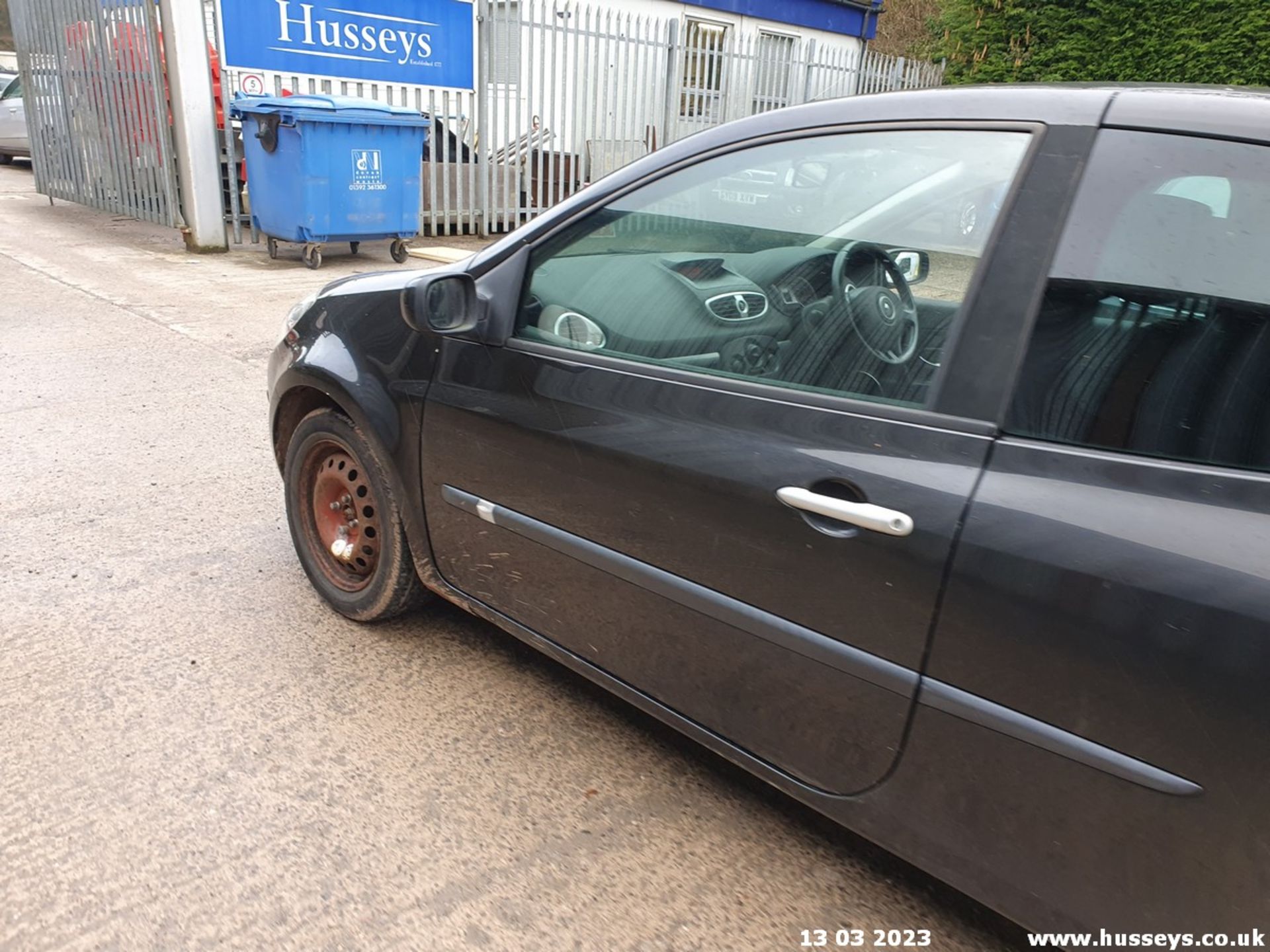 2006 RENAULT CLIO DYNAMIQUE S - 1390cc 3dr Hatchback (Black, 93k) - Image 47 of 53