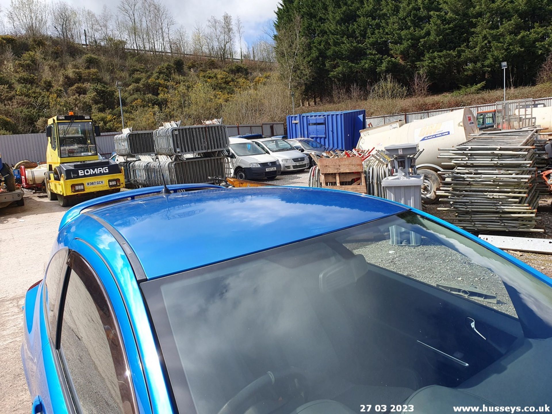 11/11 VAUXHALL CORSA VXR - 1598cc 3dr Hatchback (Blue, 86k) - Image 30 of 61