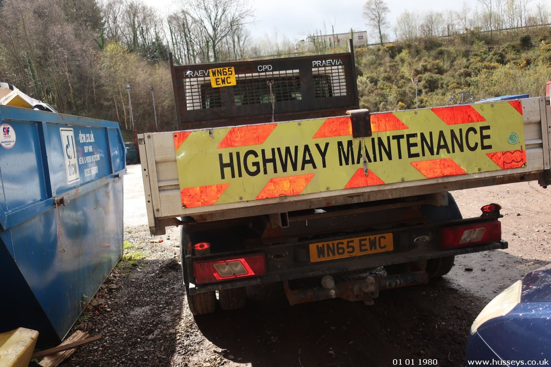 15/65 FORD TRANSIT 350 - 2198cc Tipper (White, 168k) - Image 8 of 34