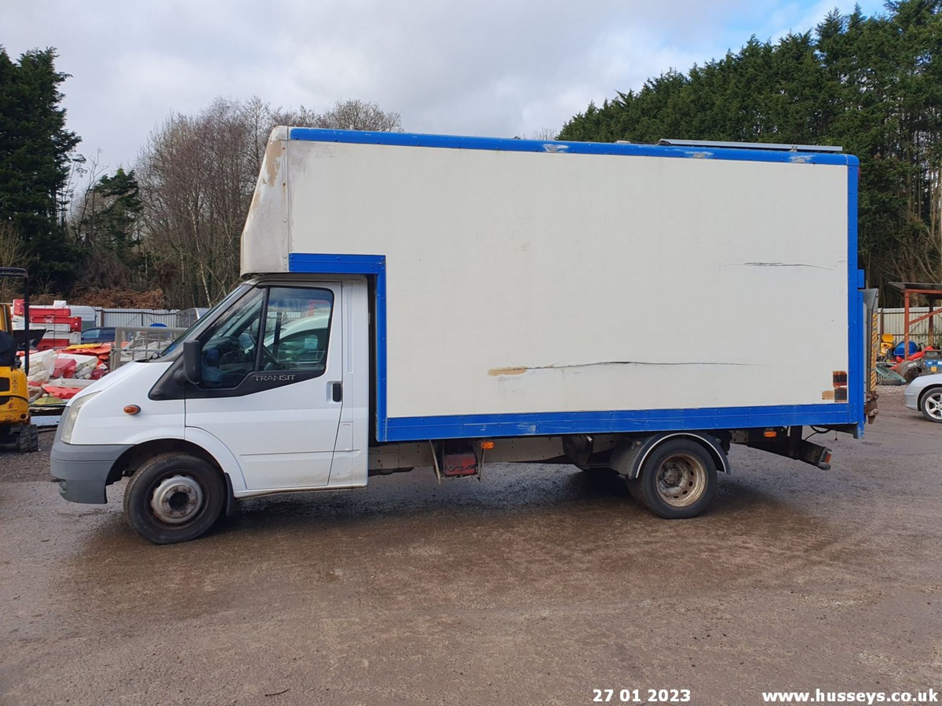 11/61 FORD TRANSIT 115 T350L RWD CAMPER PROJECT - 2402cc 2dr Box Van (White, 149k) - Image 7 of 26