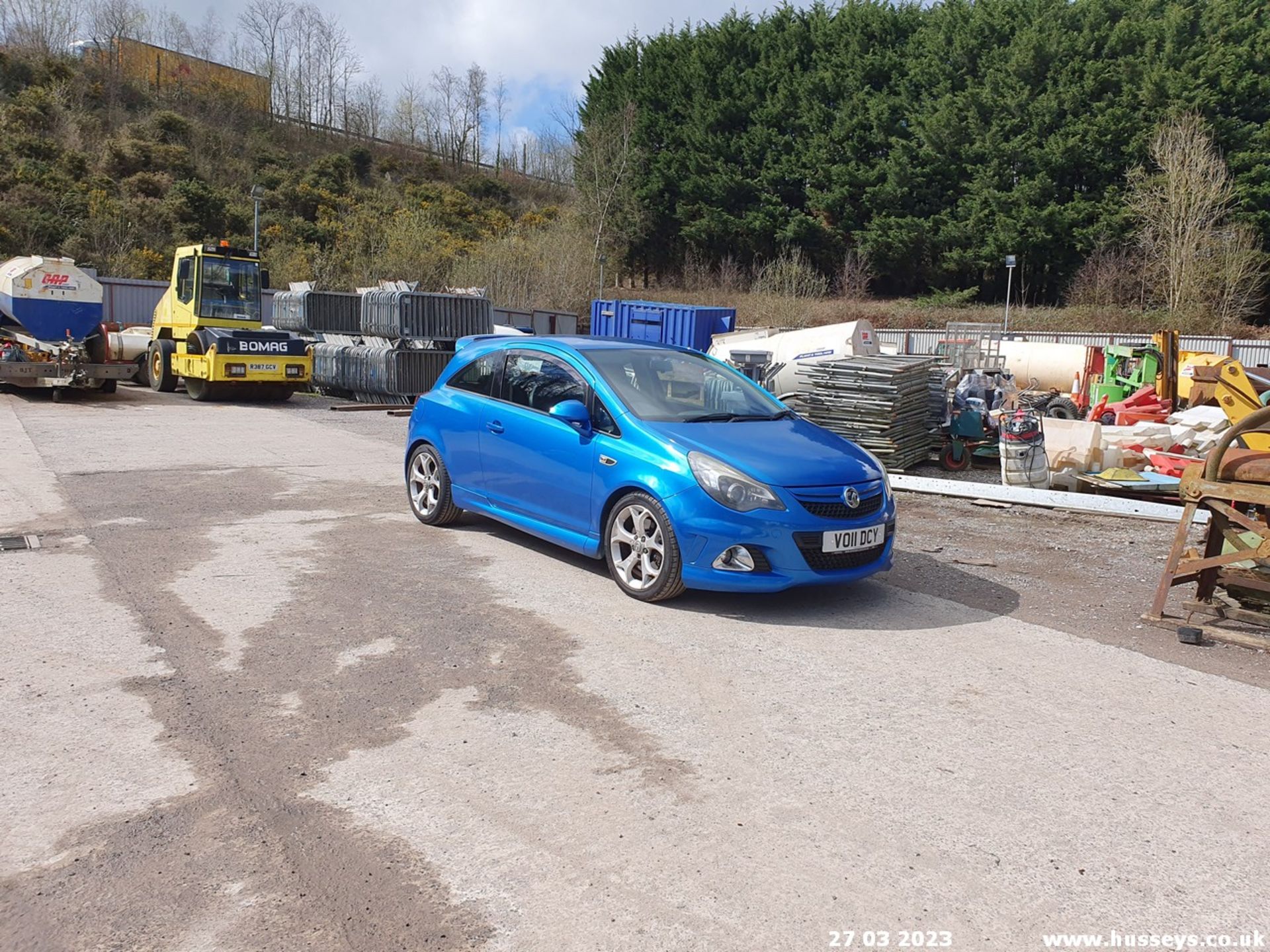 11/11 VAUXHALL CORSA VXR - 1598cc 3dr Hatchback (Blue, 86k) - Image 3 of 61