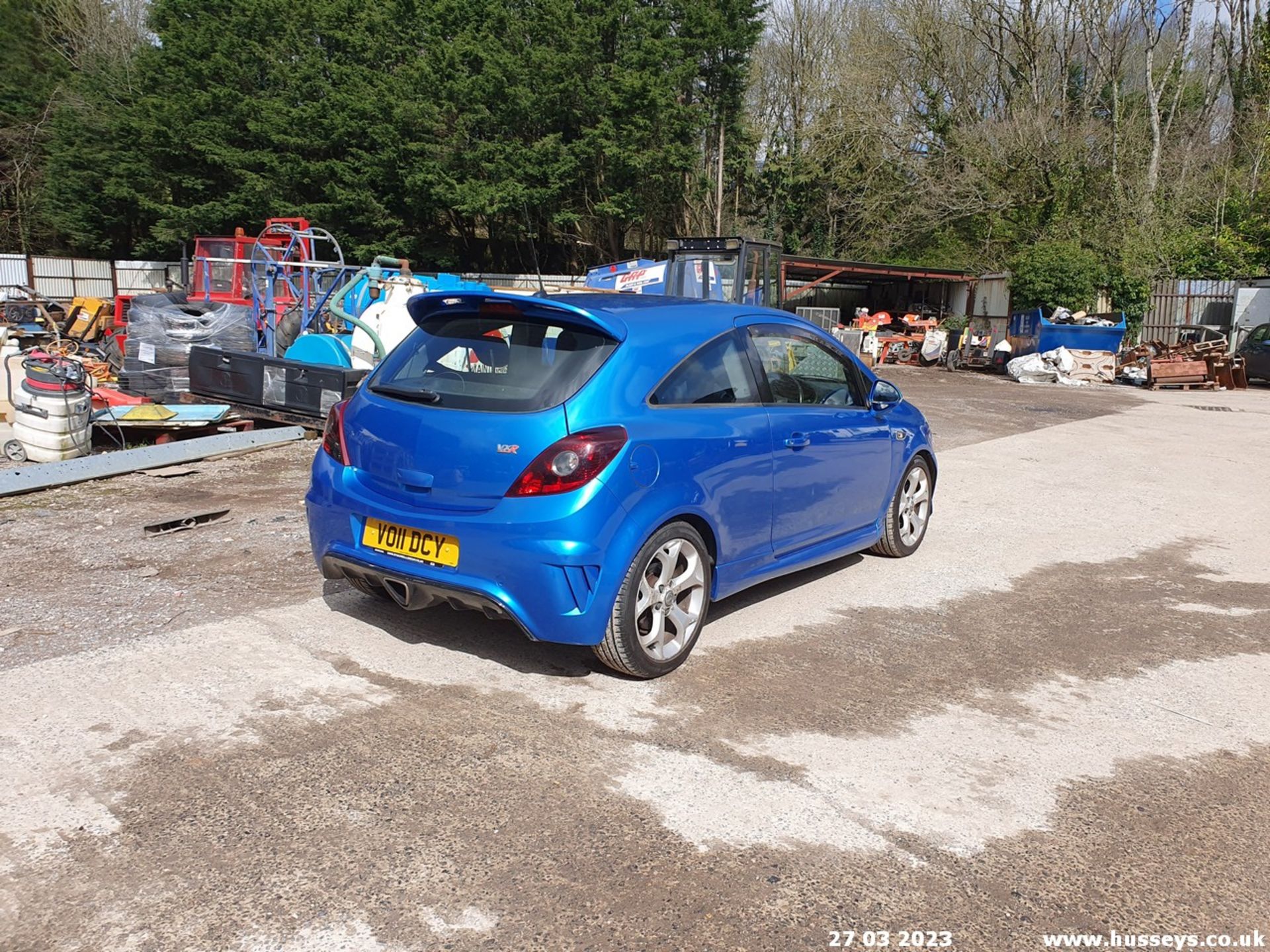 11/11 VAUXHALL CORSA VXR - 1598cc 3dr Hatchback (Blue, 86k) - Image 13 of 61