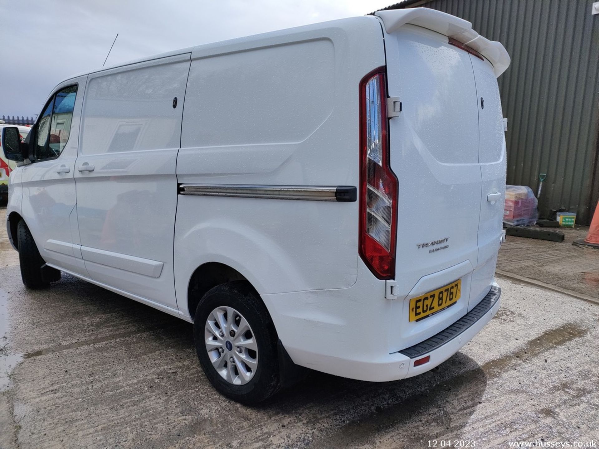 2014 FORD TRANSIT CUSTOM 270 LTD E- - 2198cc Van (White) - Image 17 of 53