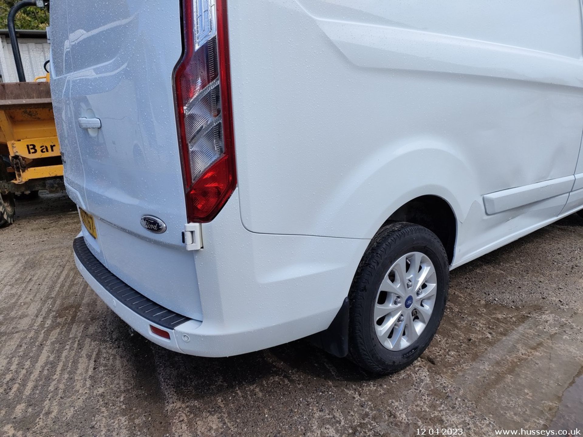 2014 FORD TRANSIT CUSTOM 270 LTD E- - 2198cc Van (White) - Image 28 of 53