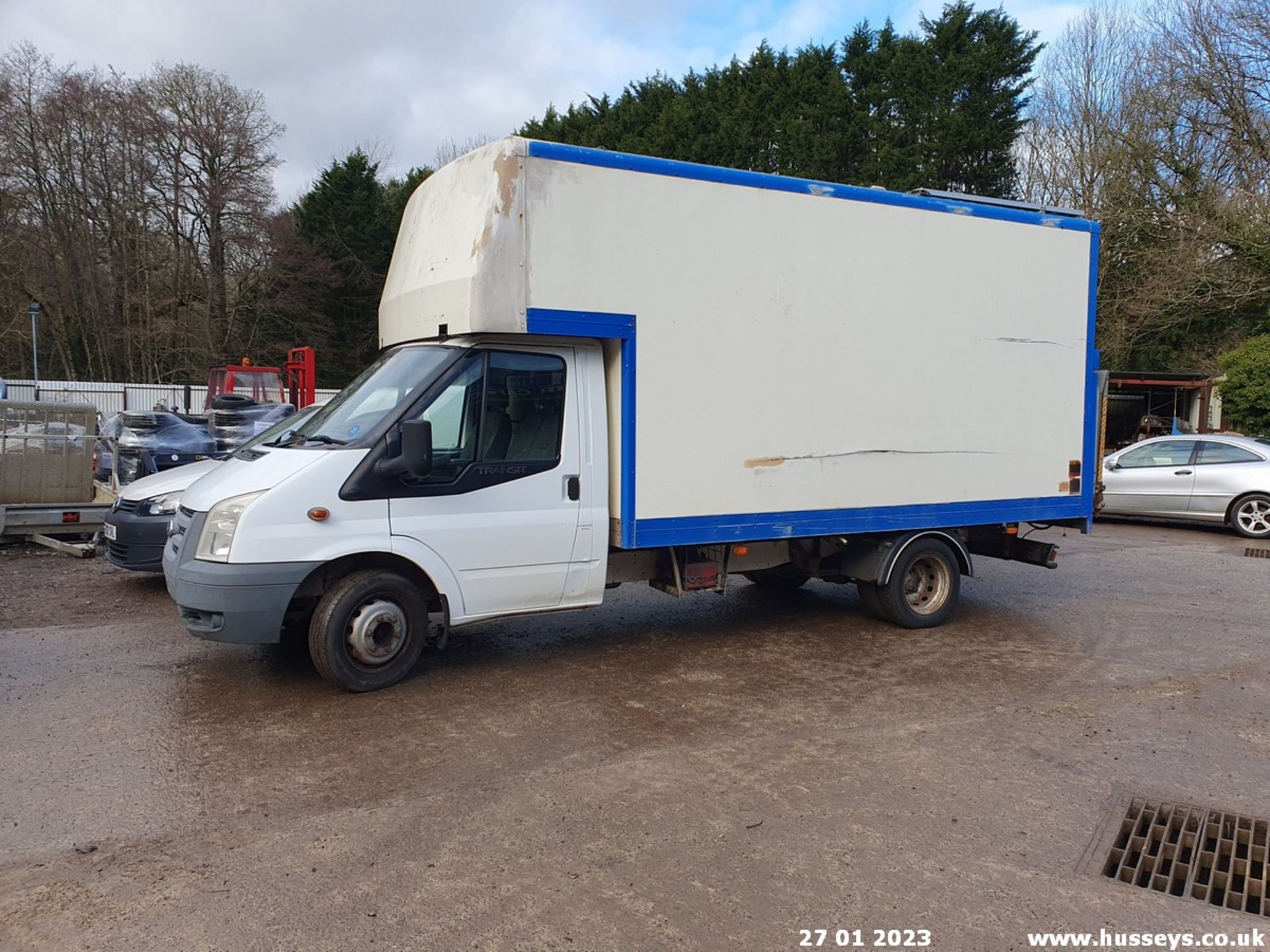 11/61 FORD TRANSIT 115 T350L RWD CAMPER PROJECT - 2402cc 2dr Box Van (White, 149k) - Image 9 of 26