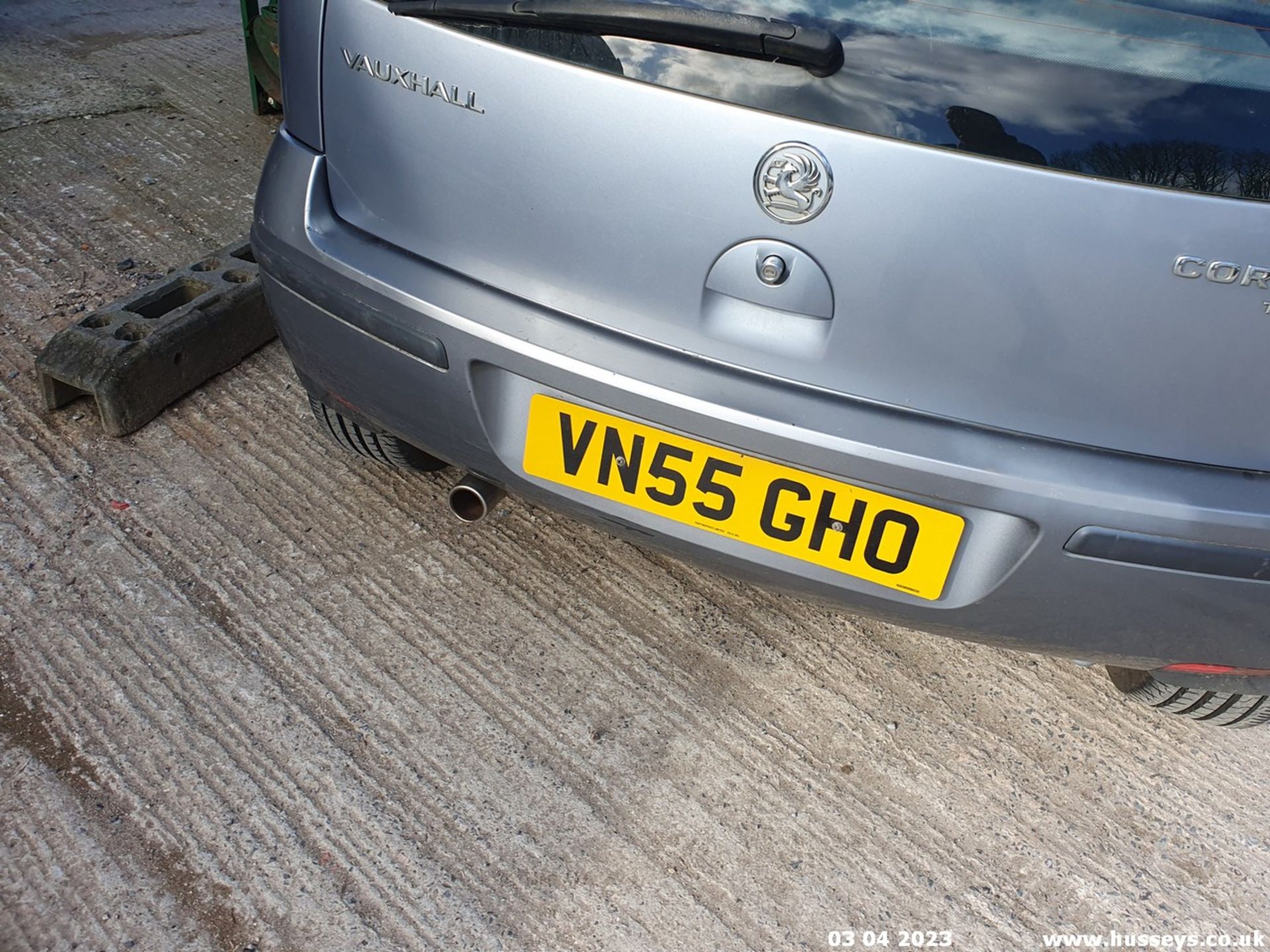 05/55 VAUXHALL CORSA SXI TWINPORT - 1229cc 3dr Hatchback (Silver) - Image 36 of 44