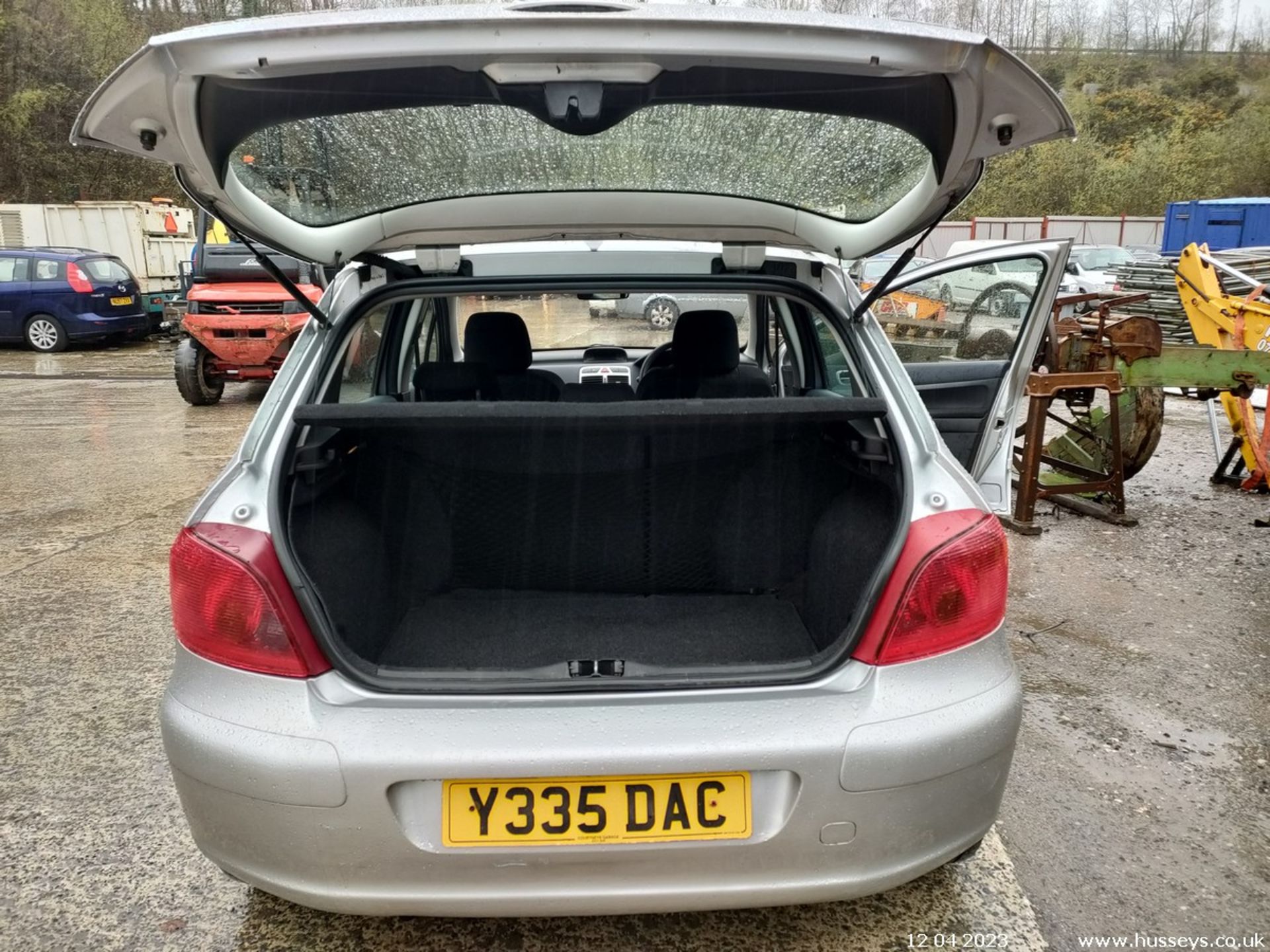 2001 PEUGEOT 307 RAPIER 16V - 1587cc 5dr Hatchback (Silver, 127k) - Image 39 of 43