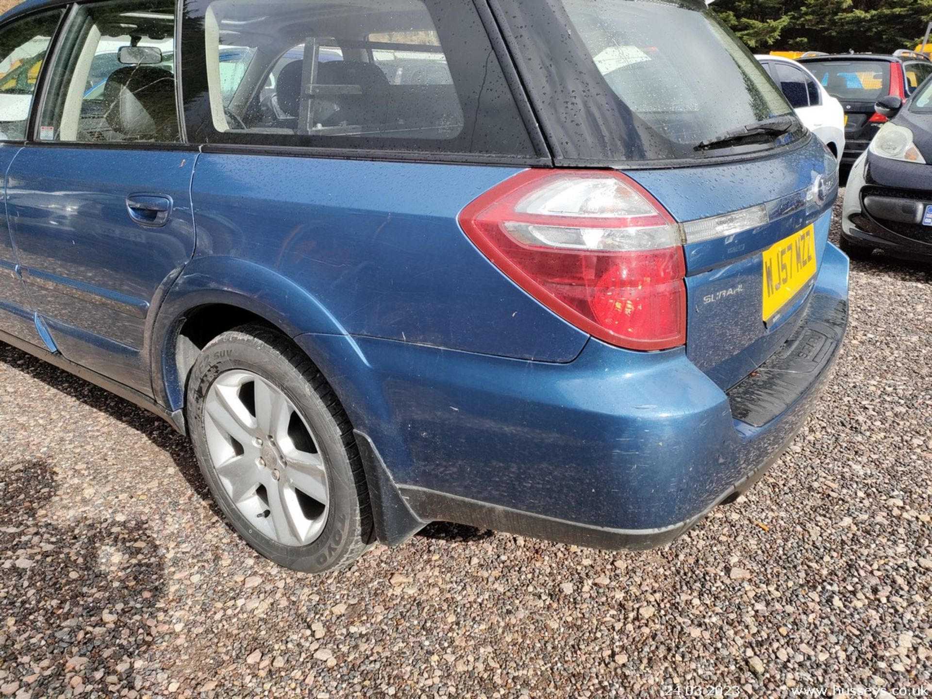 07/57 SUBARU OUTBACK SE - 2457cc 5dr Estate (Blue, 100k) - Image 12 of 33