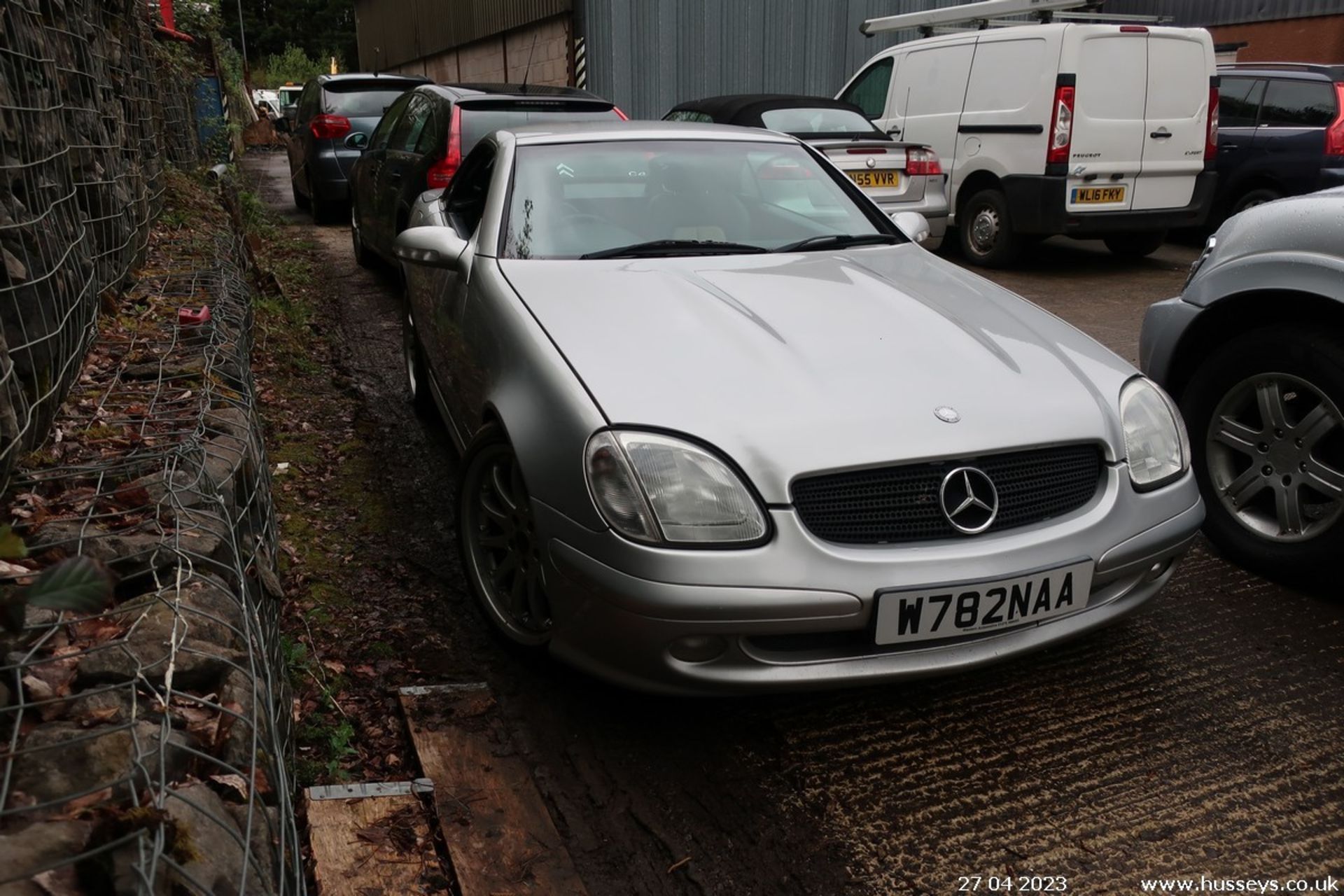 2000 MERCEDES SLK 200 KOMPRESSOR AUTO - 1998cc 2dr Convertible (Silver, 50k)