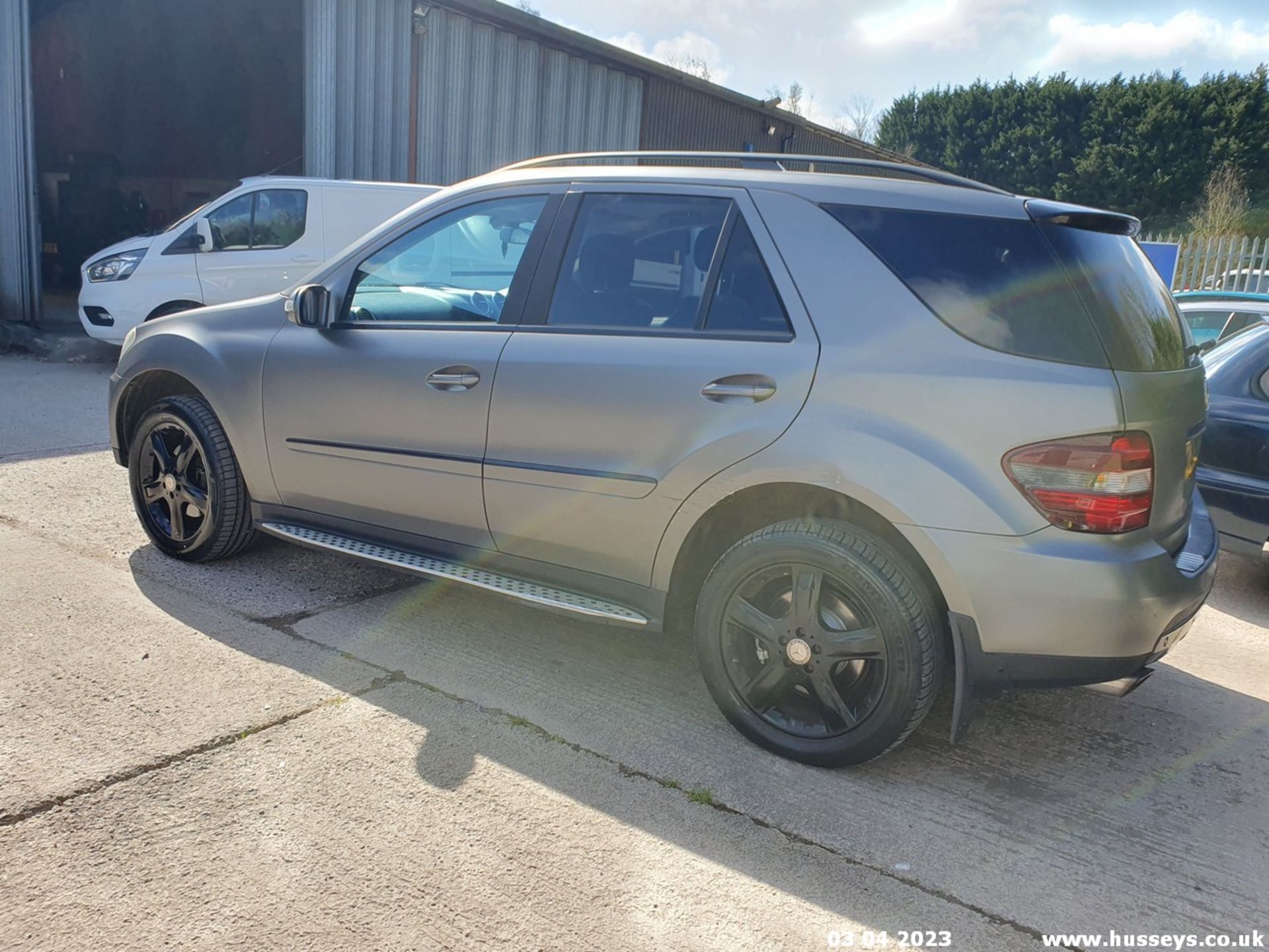 08/08 MERCEDES ML 320 CDI SPORT A - 2987cc 5dr Estate (Grey, 113k) - Image 12 of 31