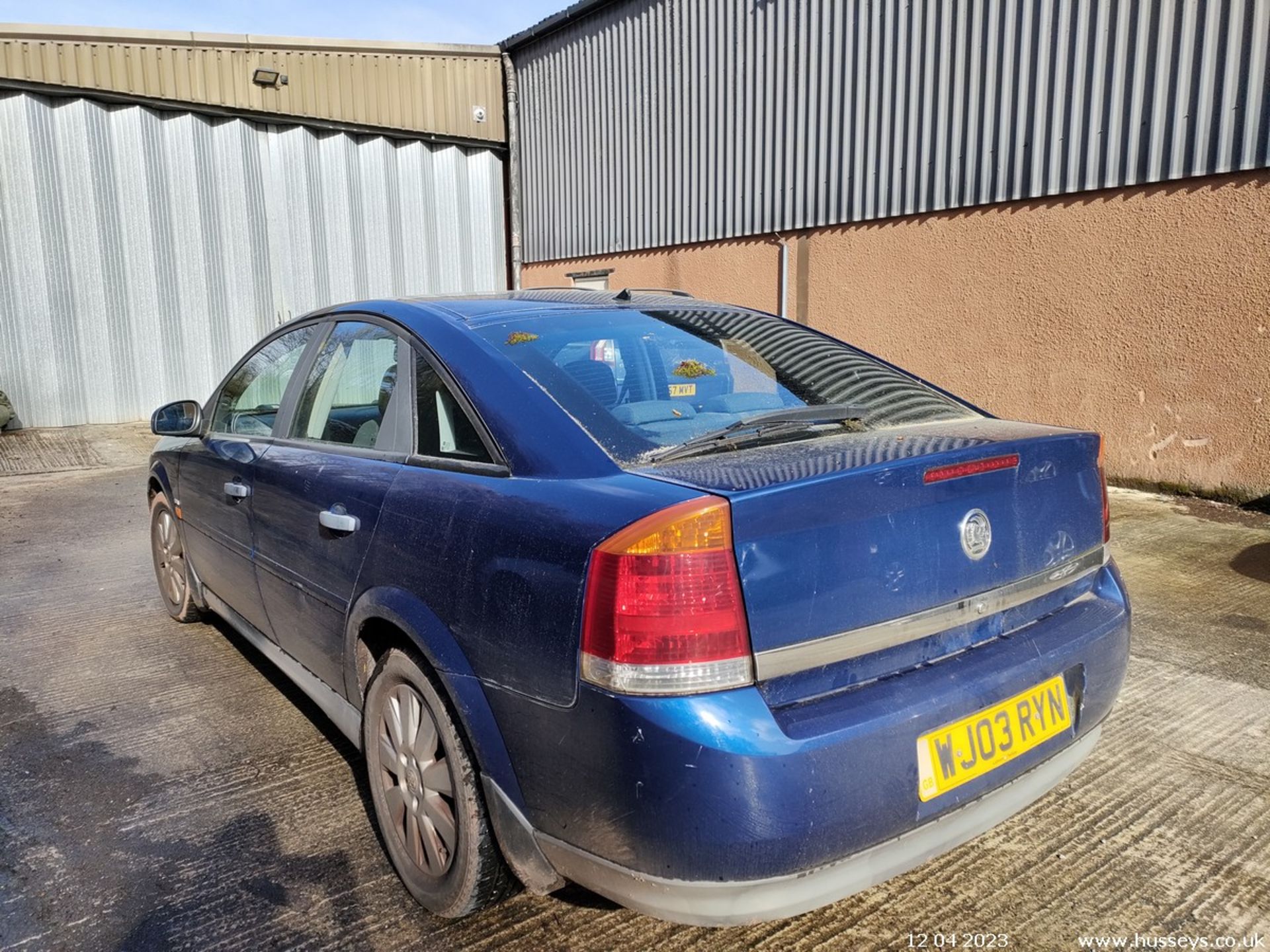 03/03 VAUXHALL VECTRA SXI 16V - 1796cc 5dr Hatchback (Blue) - Image 16 of 40