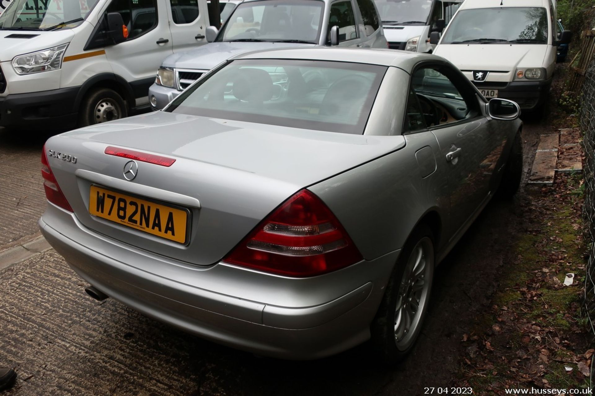 2000 MERCEDES SLK 200 KOMPRESSOR AUTO - 1998cc 2dr Convertible (Silver, 50k) - Image 4 of 8