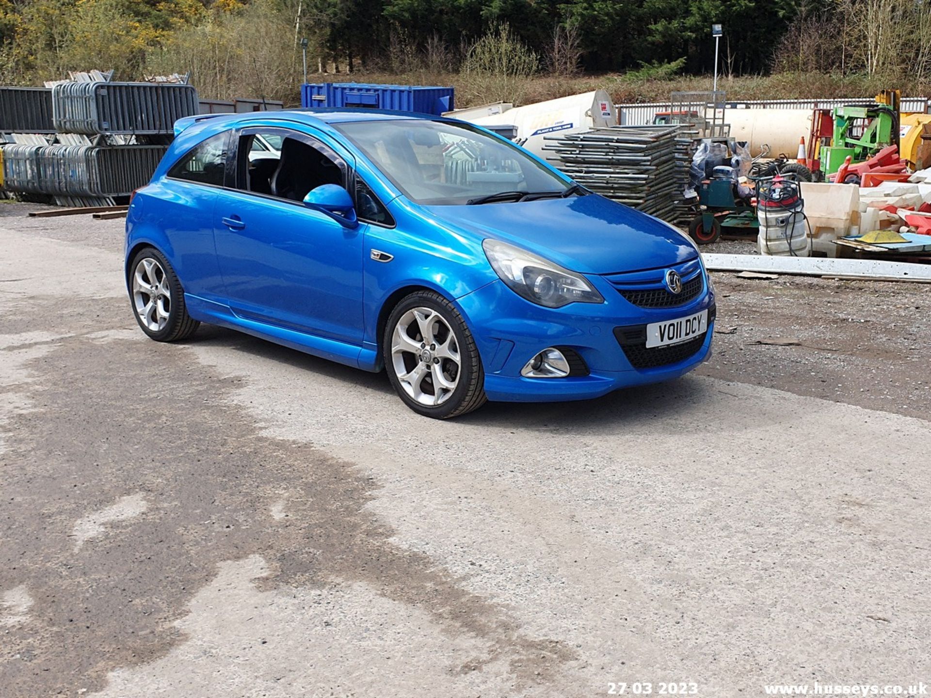 11/11 VAUXHALL CORSA VXR - 1598cc 3dr Hatchback (Blue, 86k) - Image 38 of 61