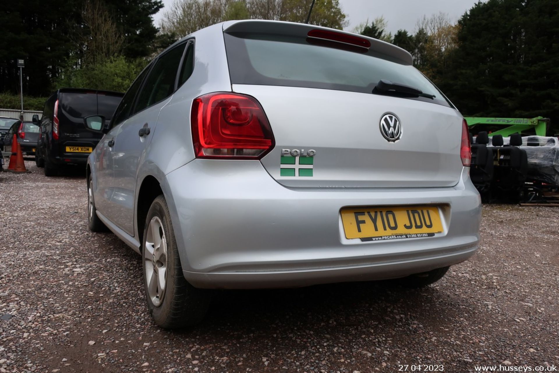 10/10 VOLKSWAGEN POLO S 70 - 1198cc 5dr Hatchback (Silver, 86k) - Image 6 of 11