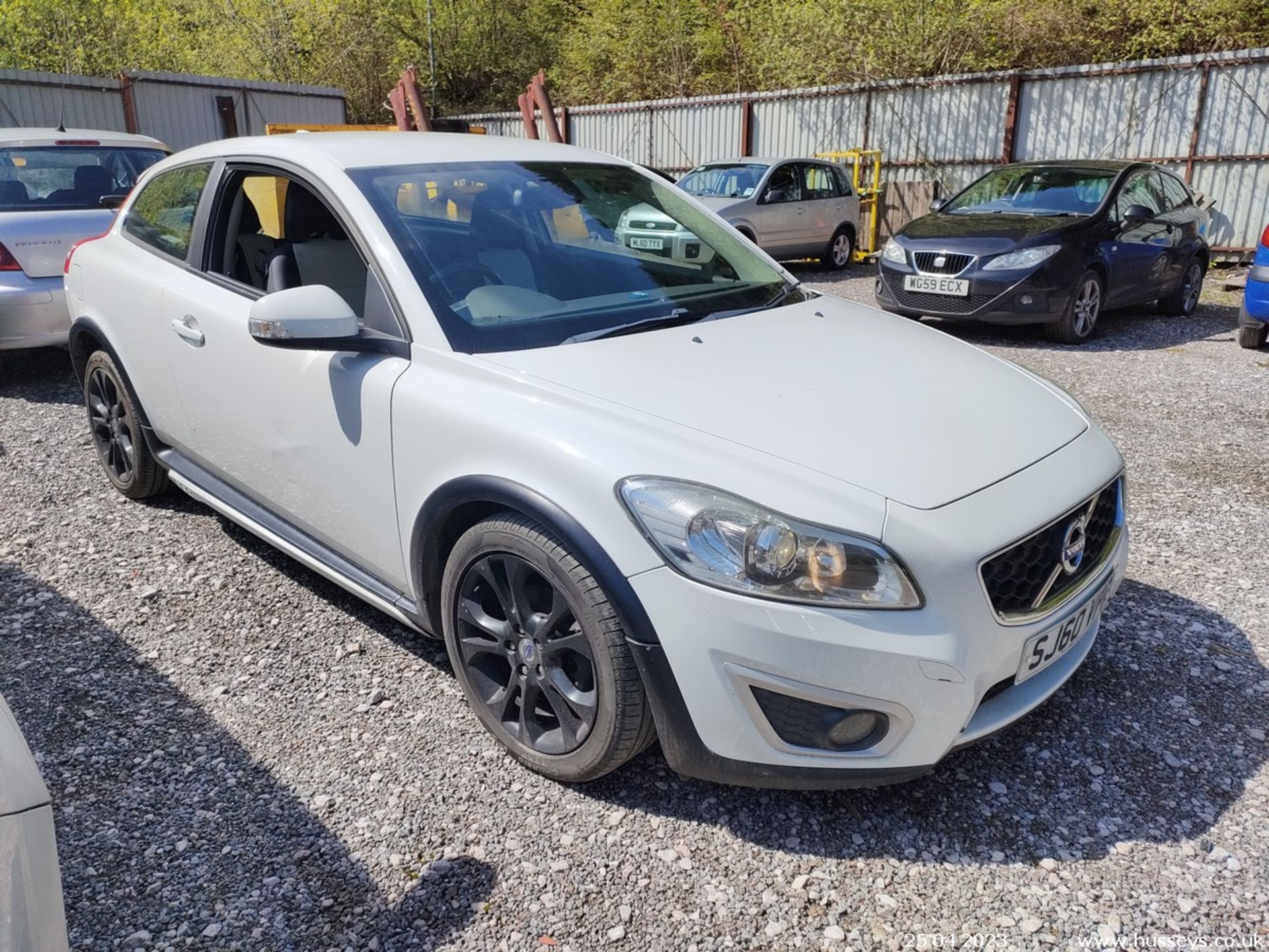 10/60 VOLVO C30 SE D DRIVE - 1560cc 3dr Hatchback (White)