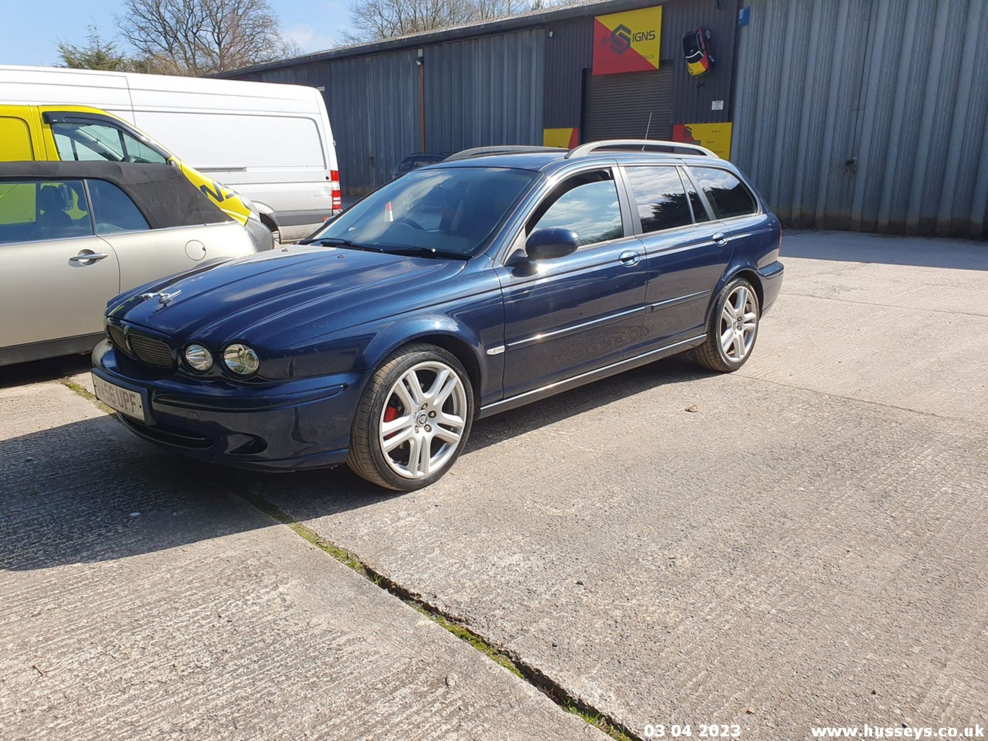 06/56 JAGUAR X-TYPE SPORT D - 2198cc 5dr Estate (Blue, 141k) - Image 4 of 22