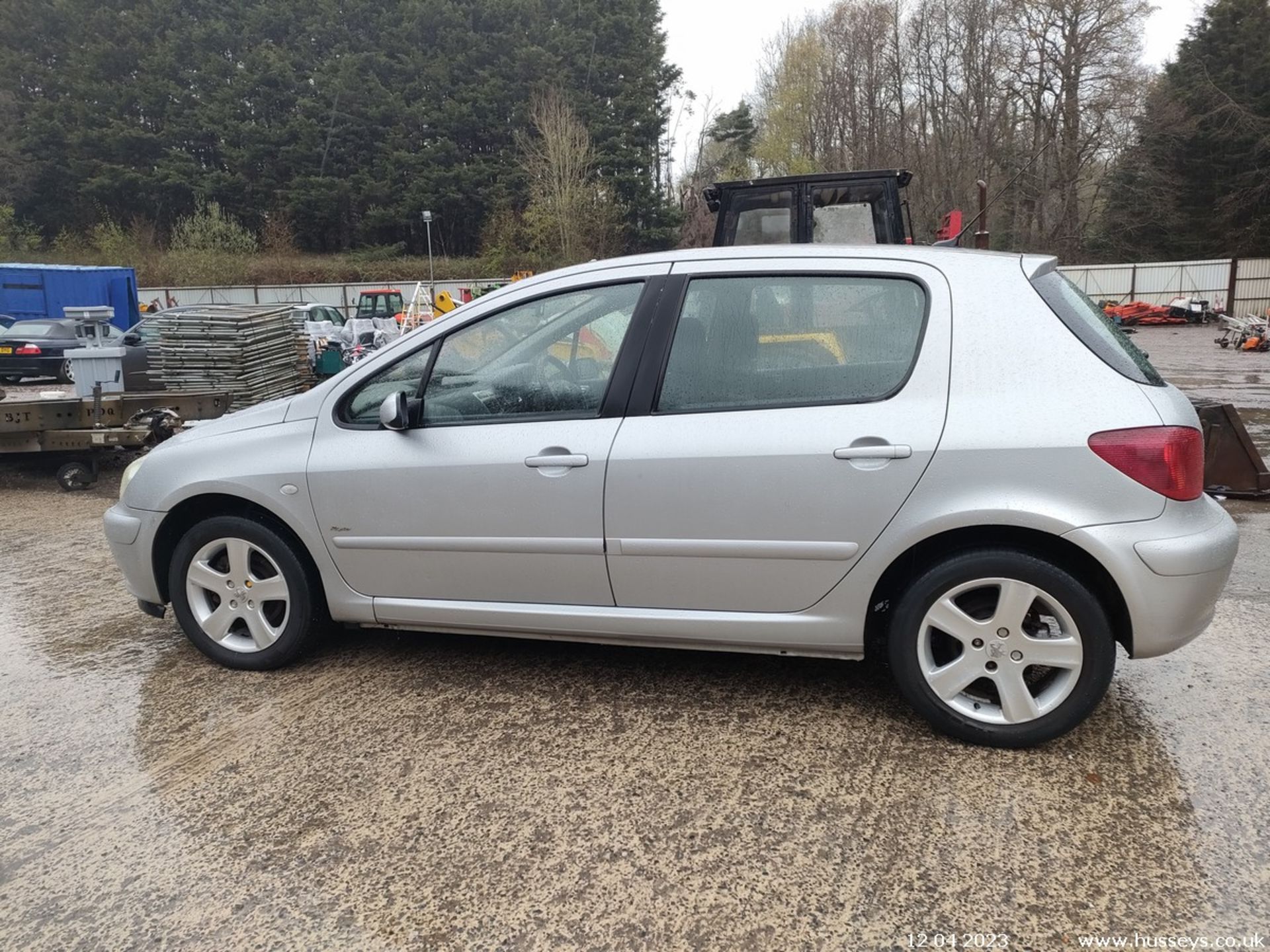 2001 PEUGEOT 307 RAPIER 16V - 1587cc 5dr Hatchback (Silver, 127k) - Image 14 of 43