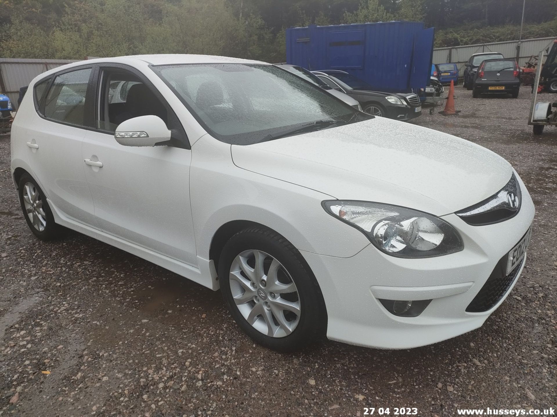 12/12 HYUNDAI I30 COMFORT - 1396cc 5dr Hatchback (White, 63k) - Image 2 of 35