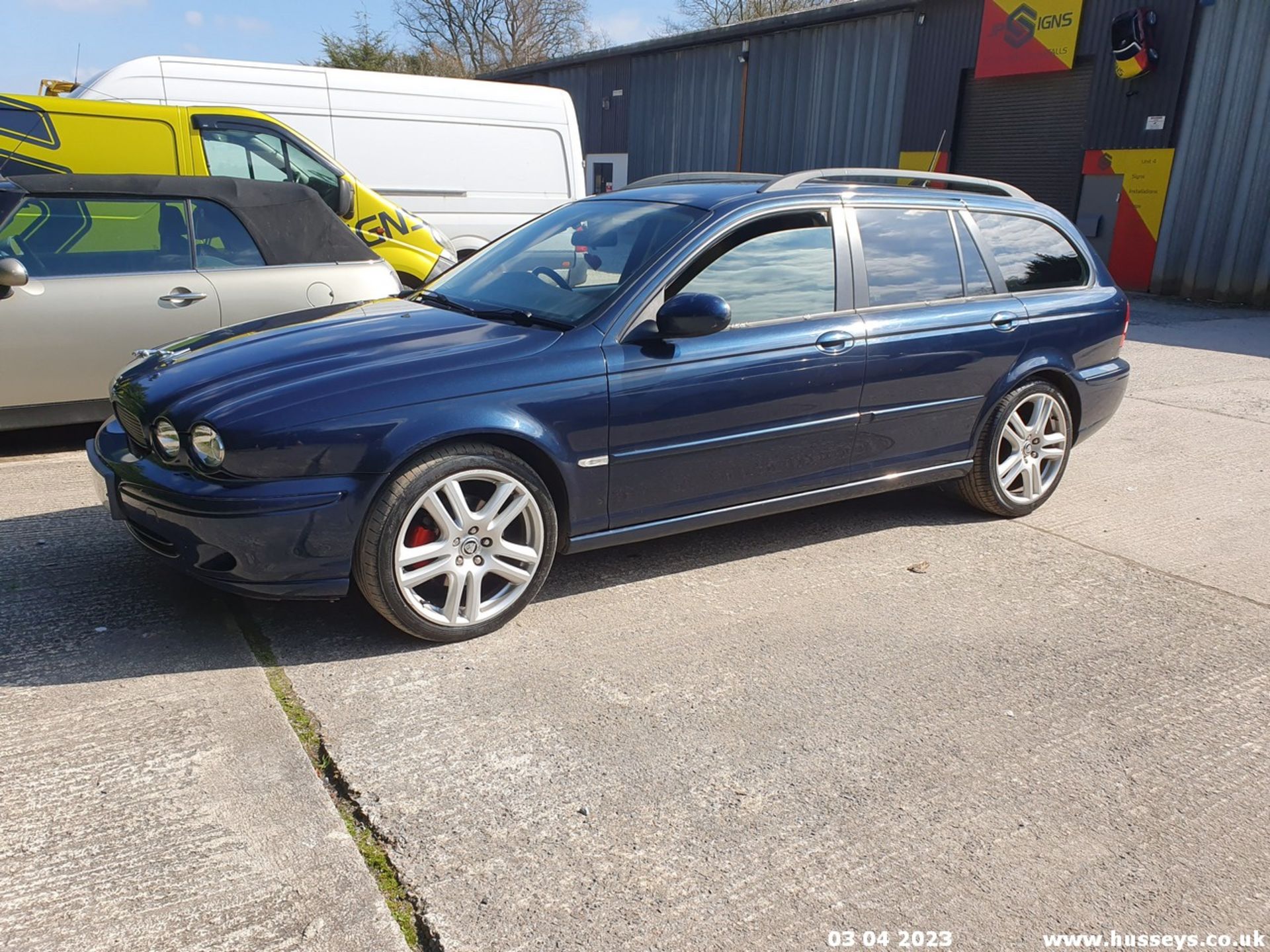 06/56 JAGUAR X-TYPE SPORT D - 2198cc 5dr Estate (Blue, 141k) - Image 5 of 22