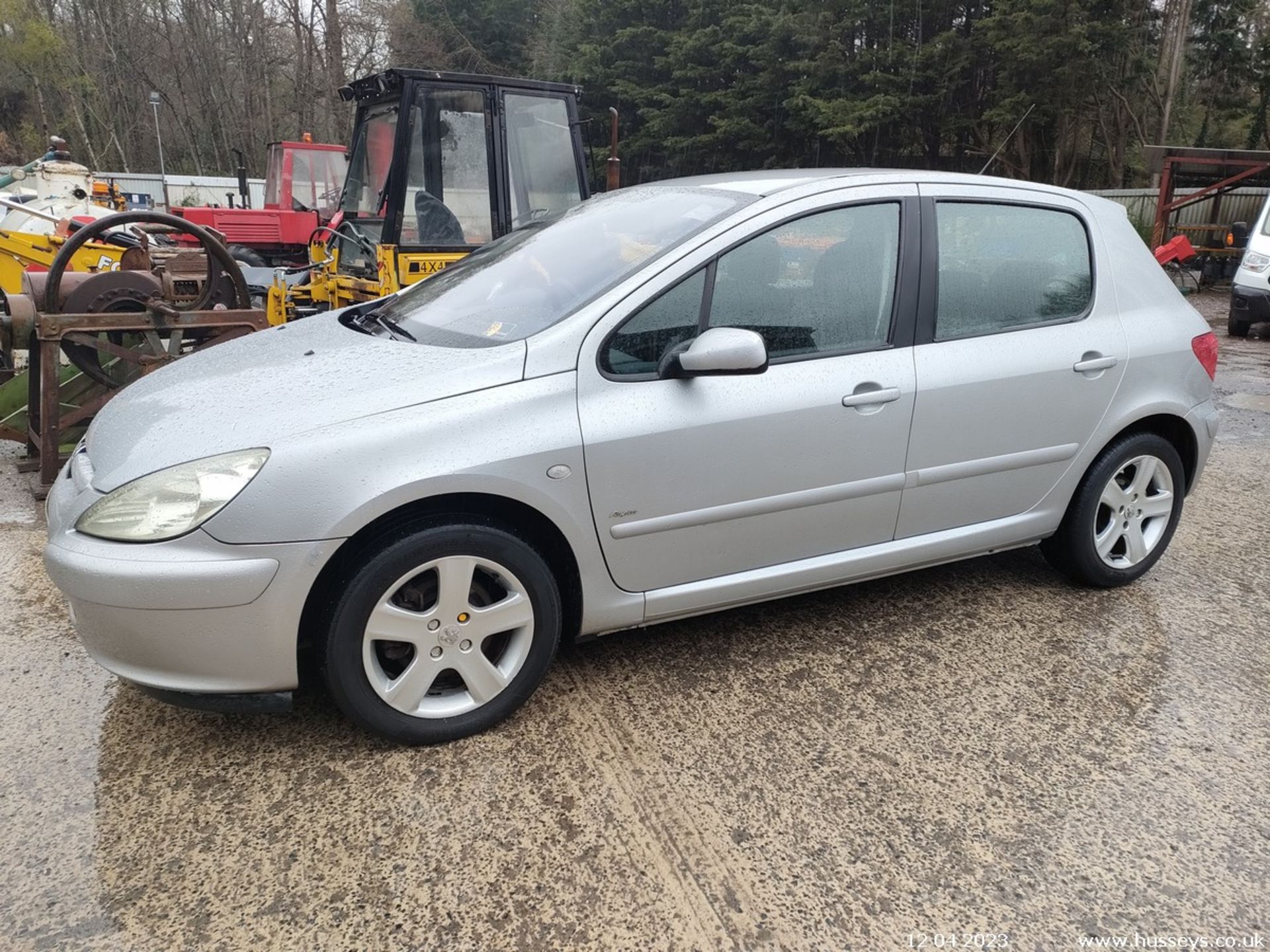 2001 PEUGEOT 307 RAPIER 16V - 1587cc 5dr Hatchback (Silver, 127k) - Image 9 of 43