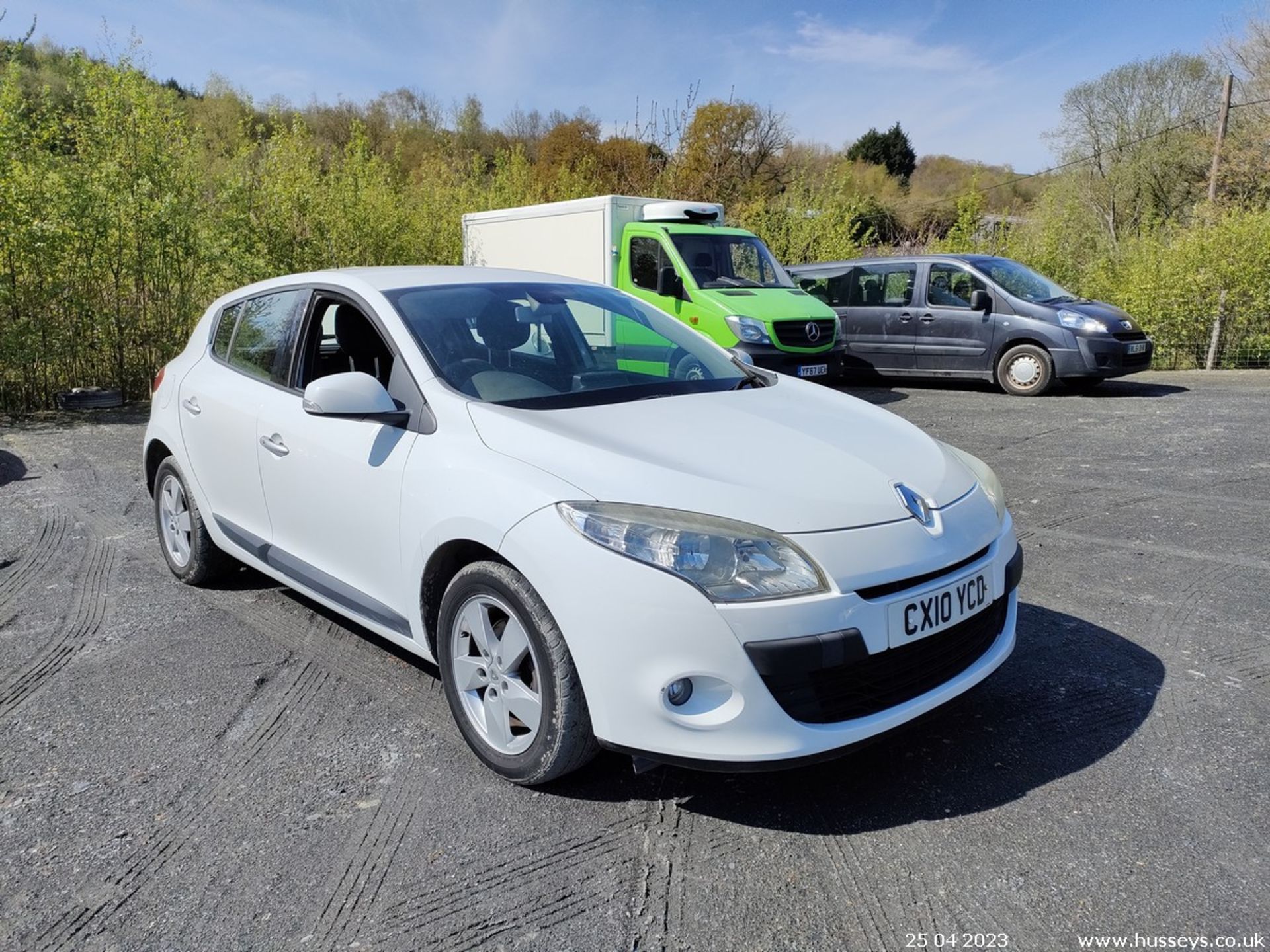 10/10 RENAULT MEGANE D-QUE TT DCIFAPS-A - 1461cc 5dr Hatchback (White)