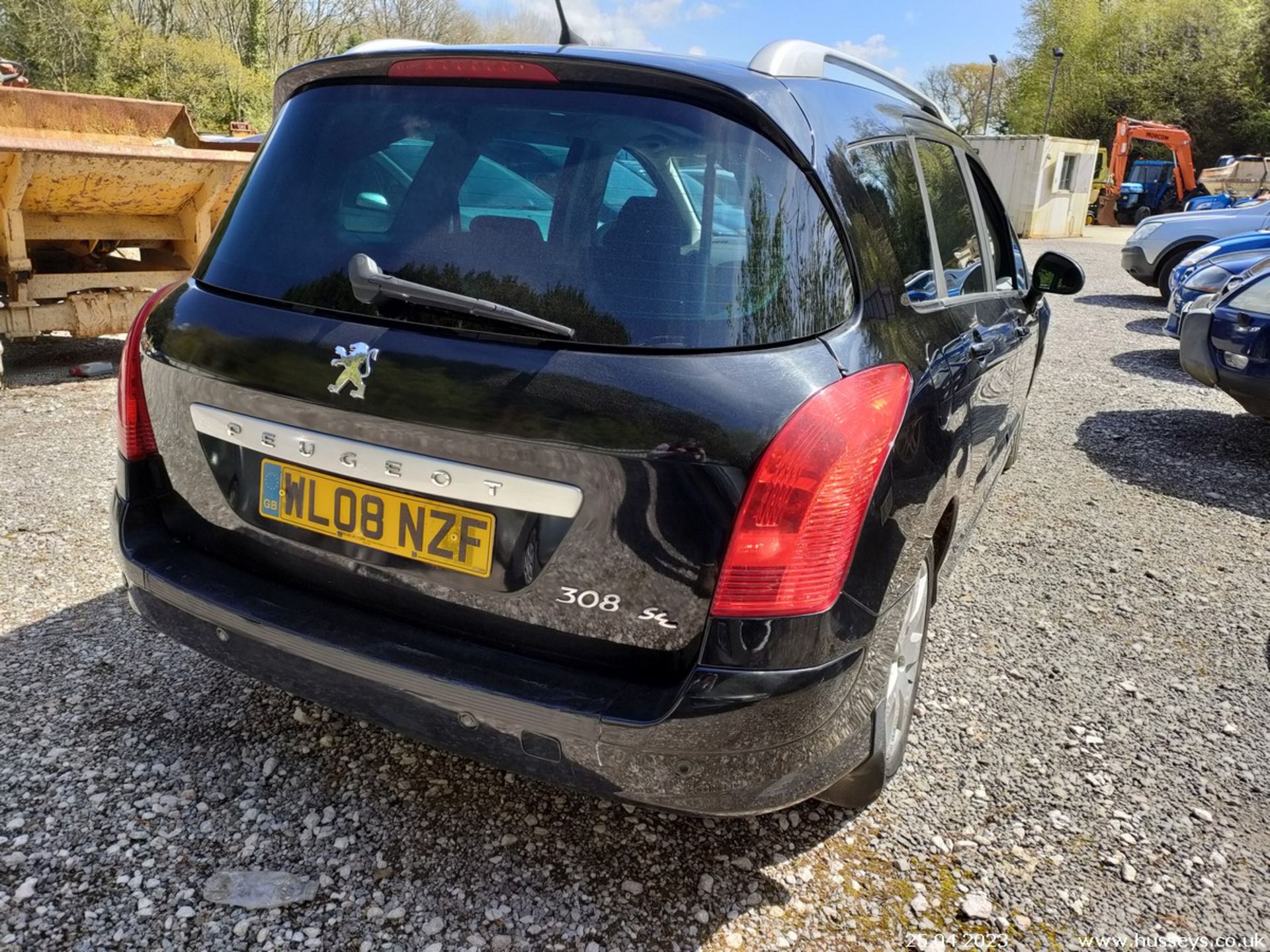 08/08 PEUGEOT 308 SW SE HDI - 1560cc 5dr Estate (Black, 84k) - Image 18 of 34