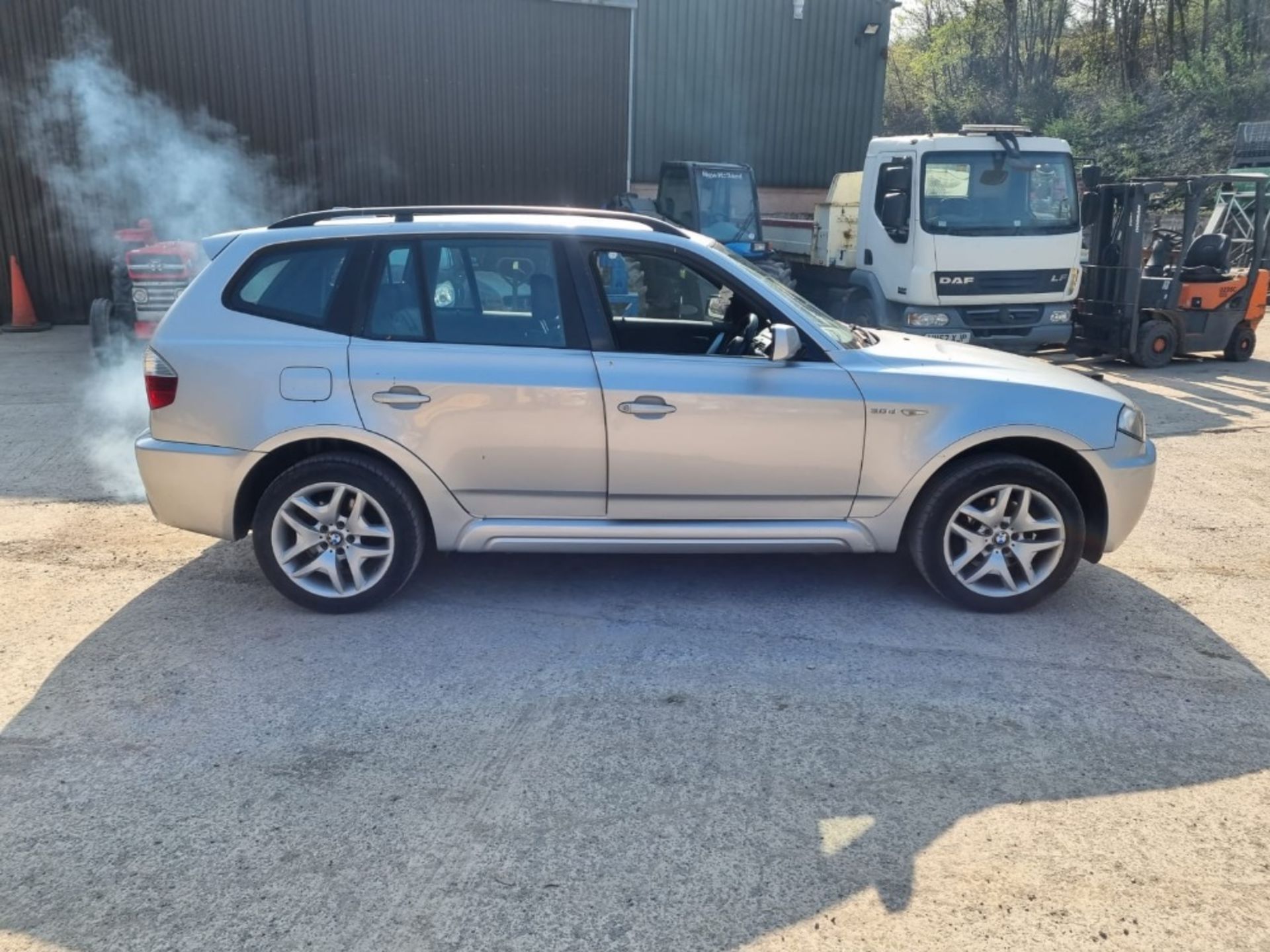 06/56 BMW X3 D M SPORT A - 2993cc 5dr Estate (Silver) - Image 7 of 12