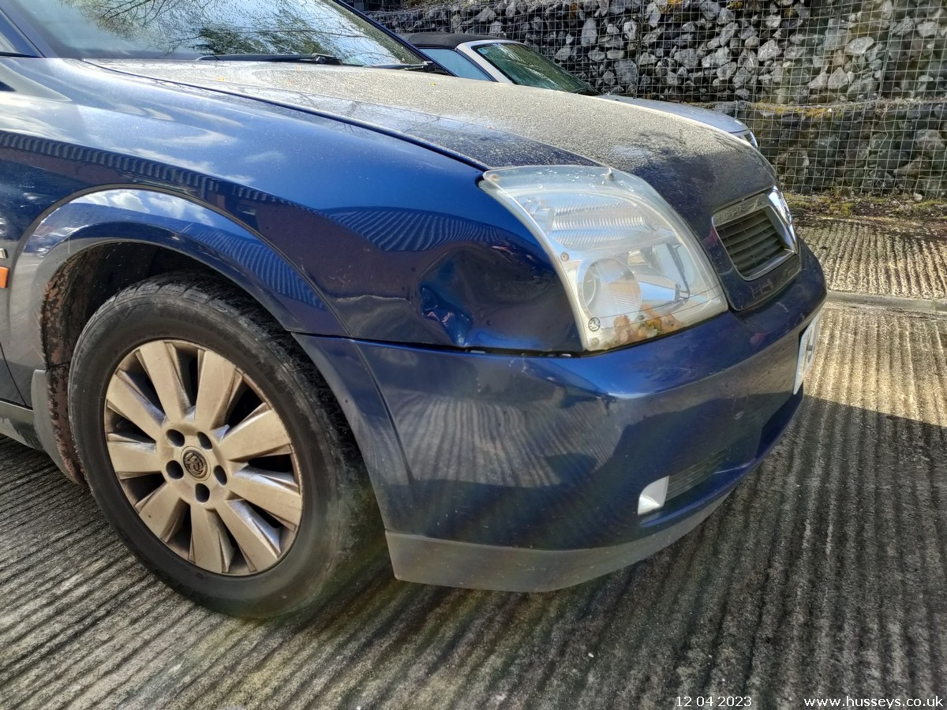 03/03 VAUXHALL VECTRA SXI 16V - 1796cc 5dr Hatchback (Blue) - Image 7 of 40